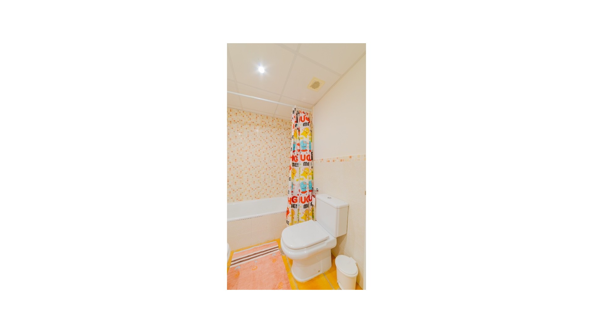 Återförsäljning - Radhus -
Finestrat