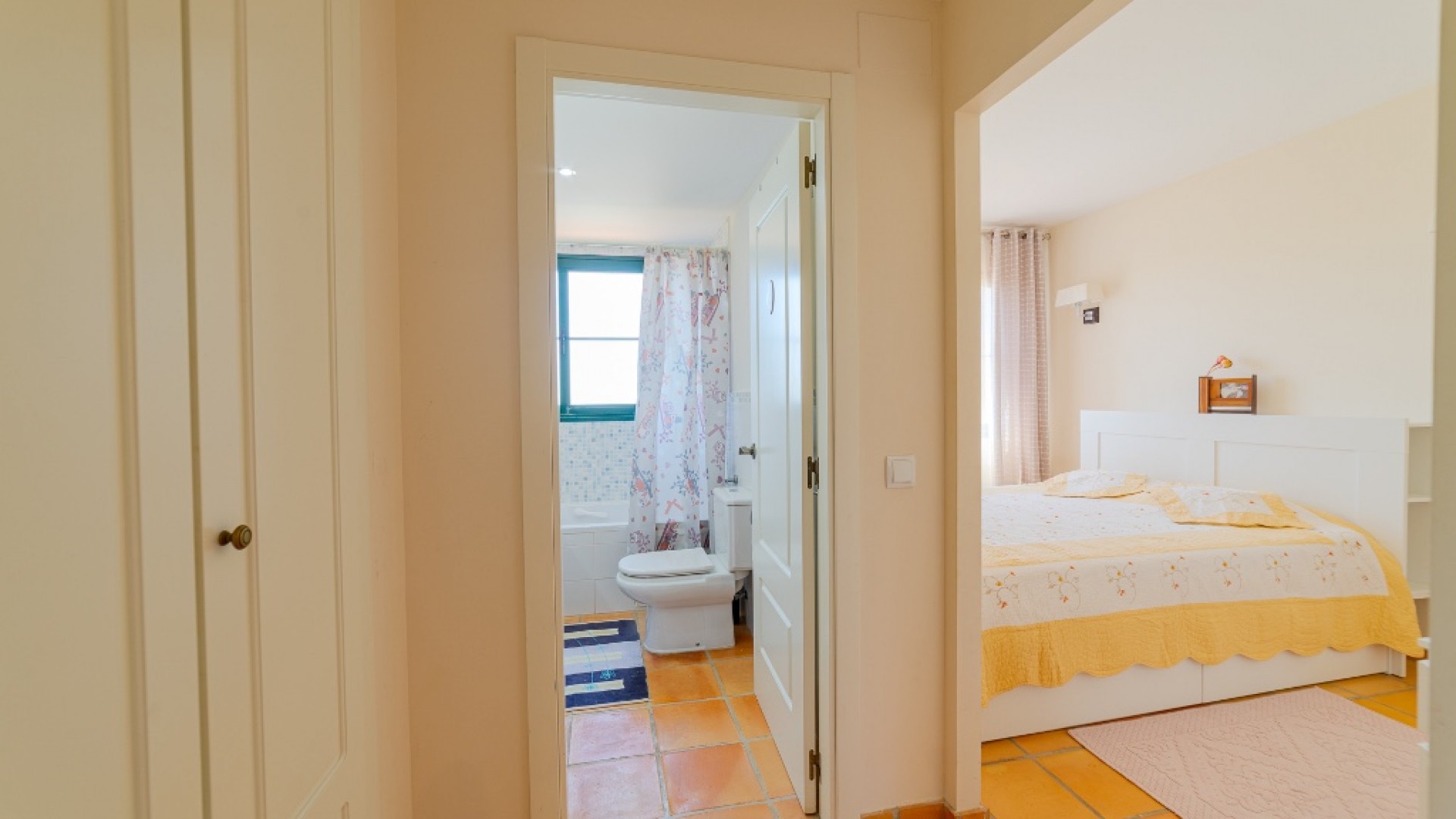 Återförsäljning - Radhus -
Finestrat