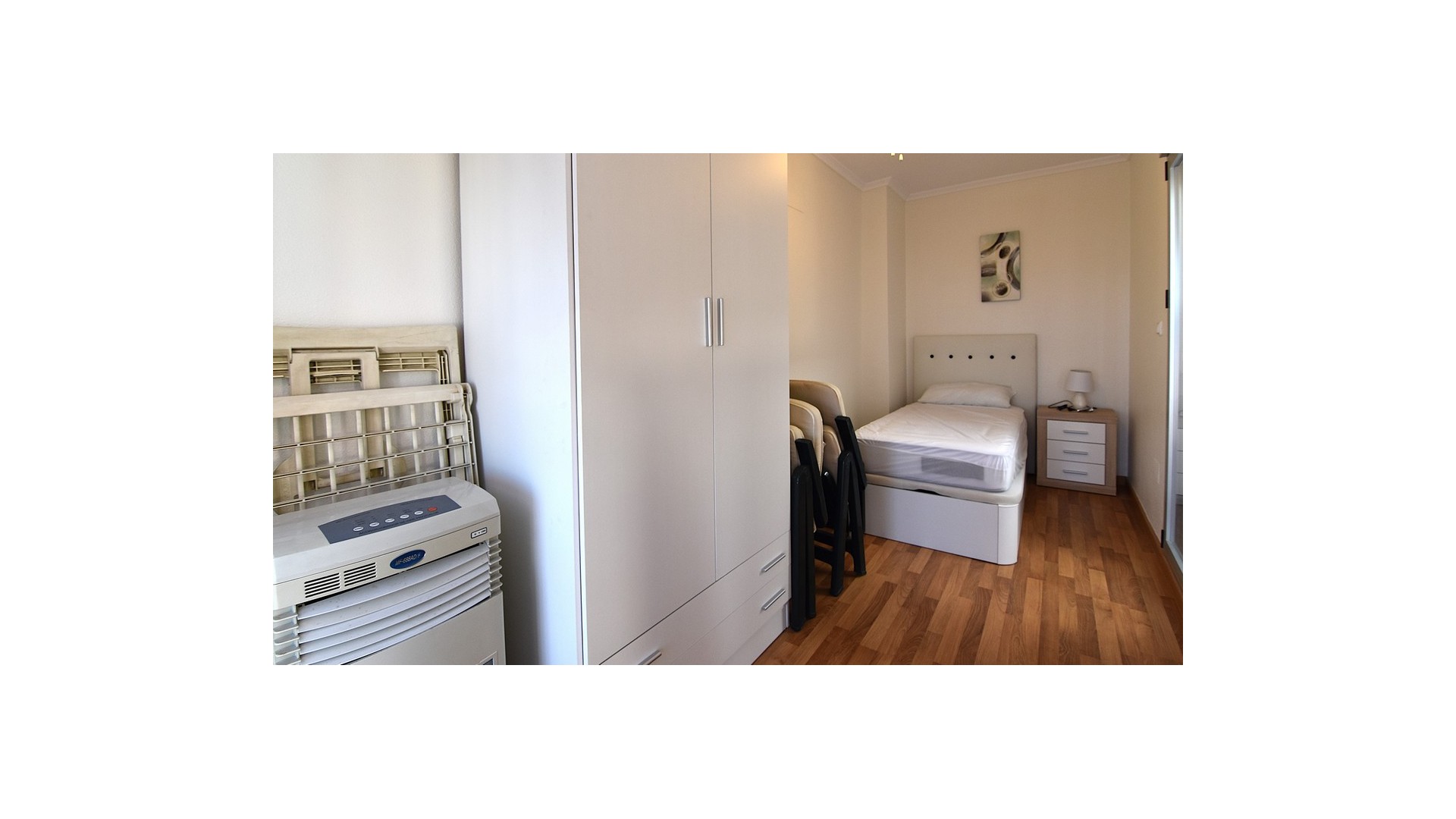 Återförsäljning - Radhus -
Guardamar del Segura