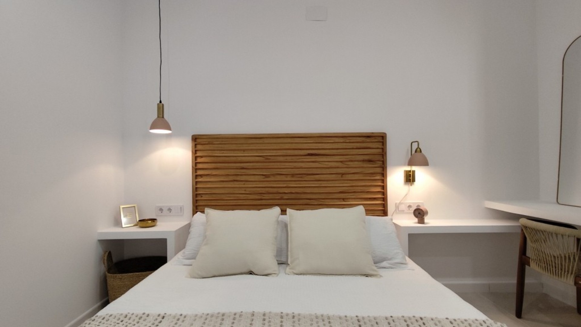 Återförsäljning - Radhus -
La Siesta