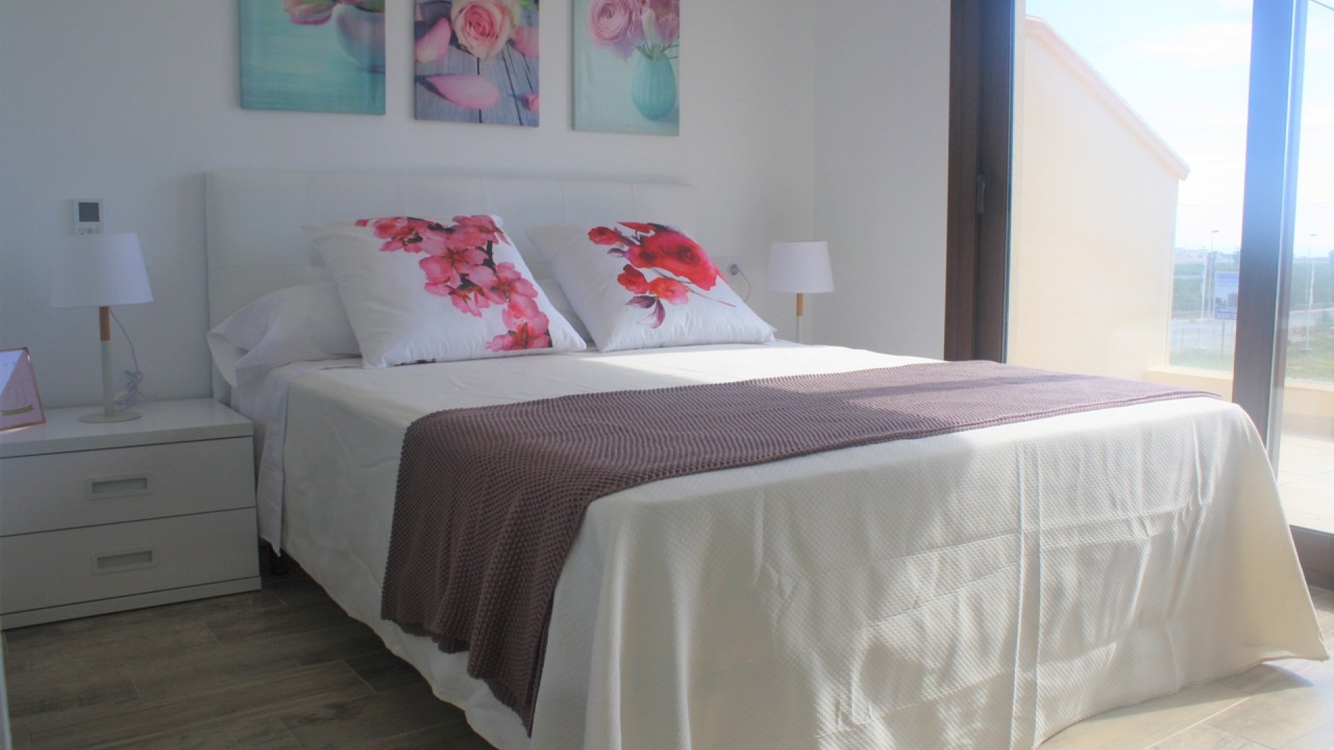 Återförsäljning - Radhus -
Los Altos