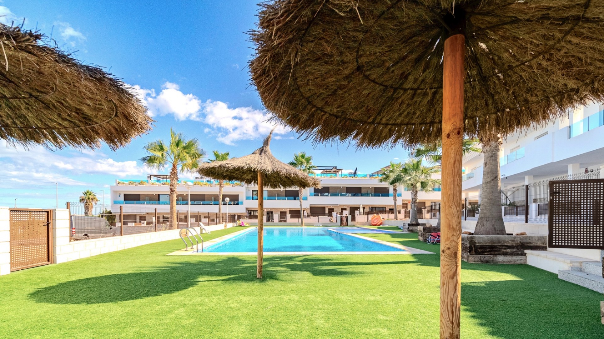 Återförsäljning - Radhus -
Los Balcones - Los Altos del Edén - Los Balcones