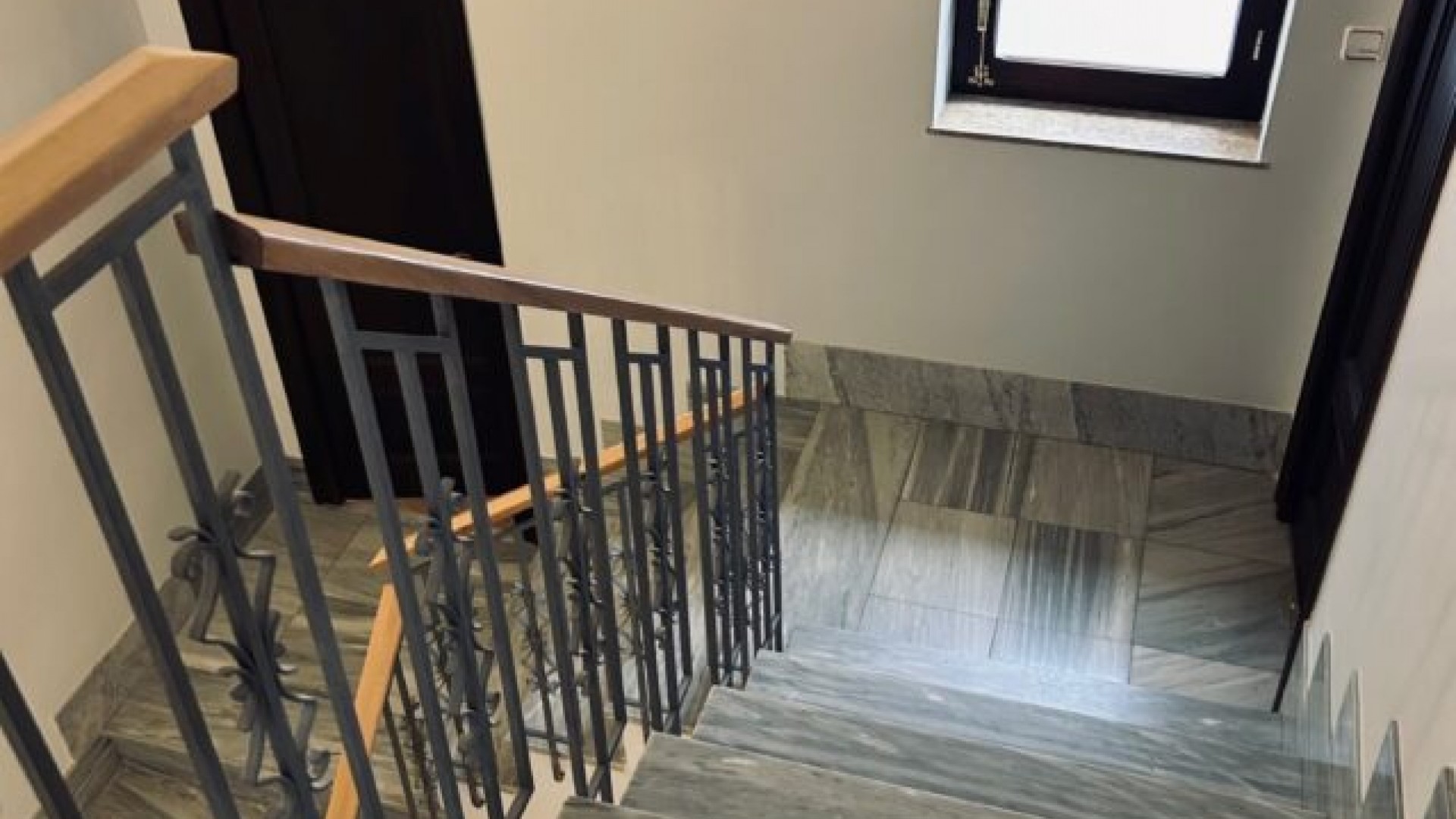 Återförsäljning - Radhus -
Monóvar