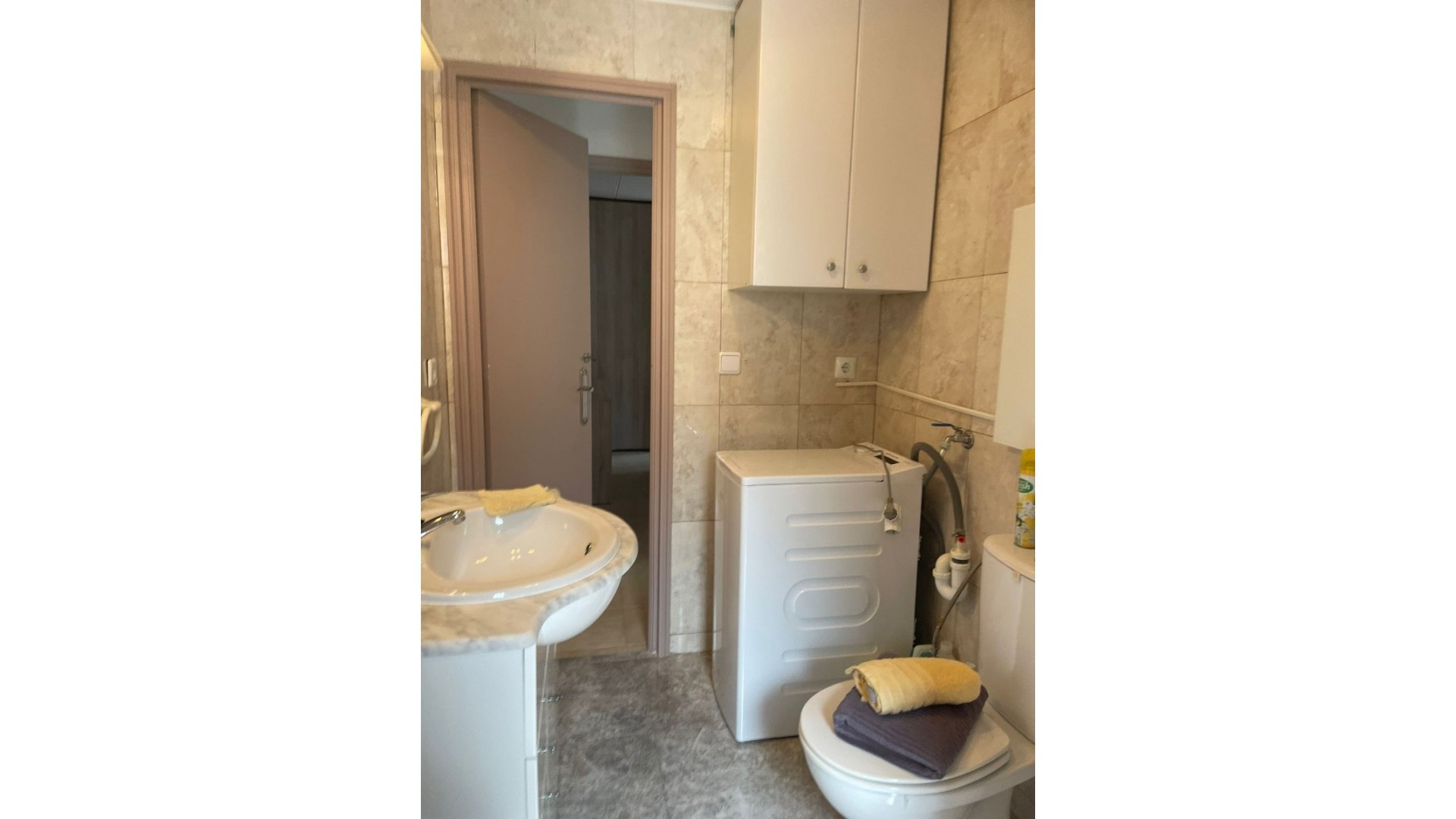 Återförsäljning - Radhus -
Orihuela Costa - La Florida