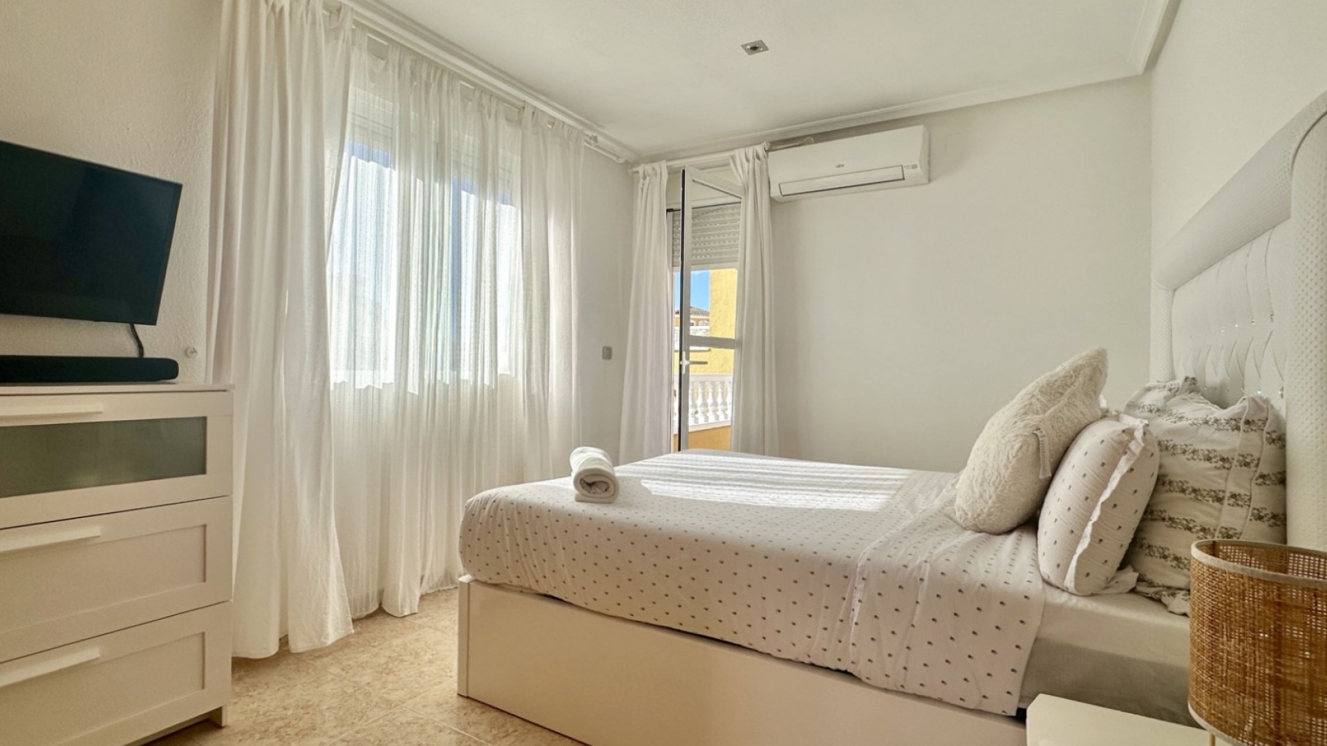 Återförsäljning - Radhus -
Orihuela Costa - La Florida