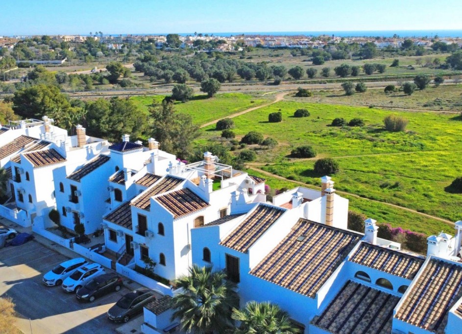 Återförsäljning - Radhus -
Orihuela Costa - Villamartín