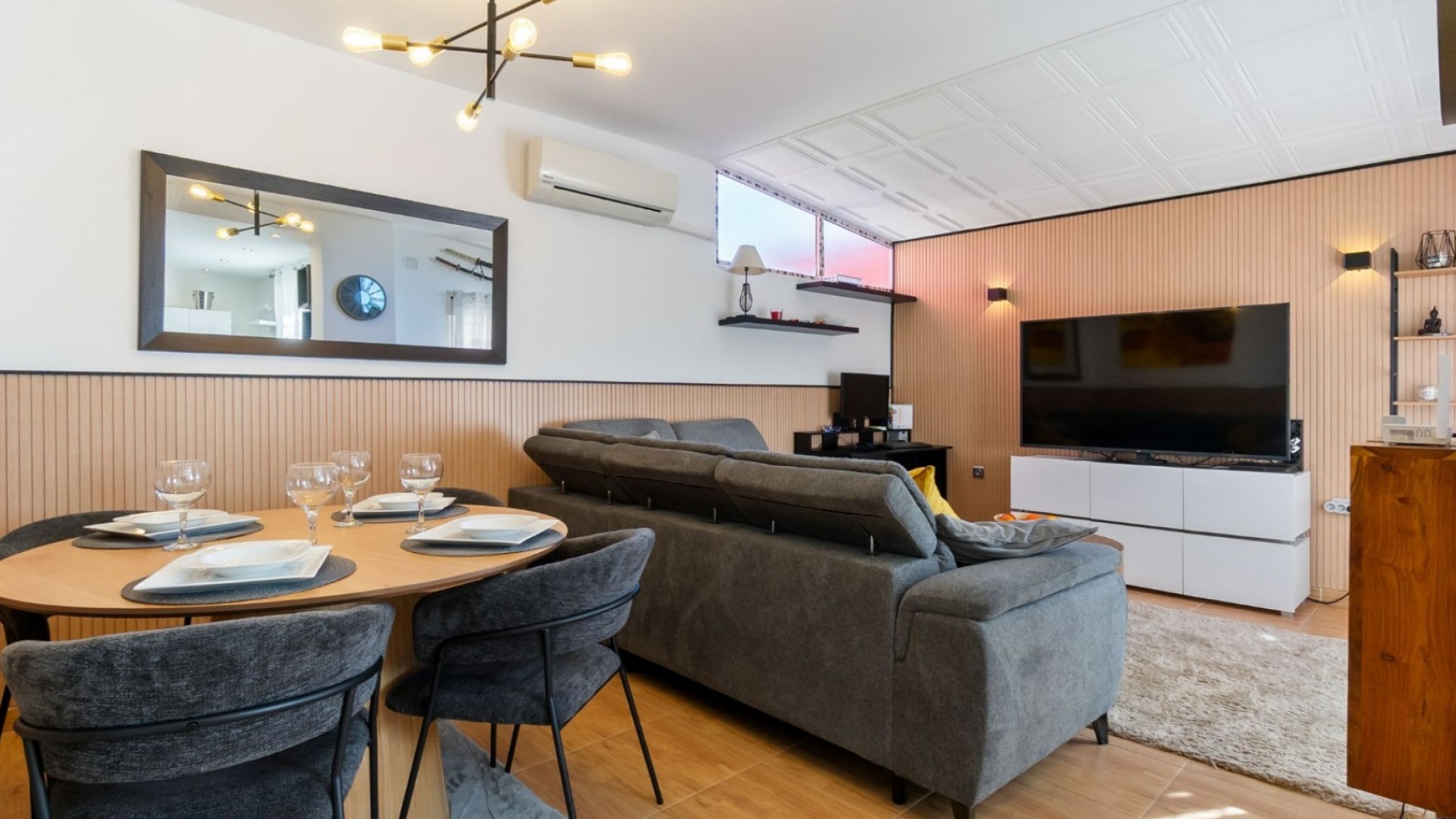 Återförsäljning - Radhus -
Orihuela Costa - Villamartín