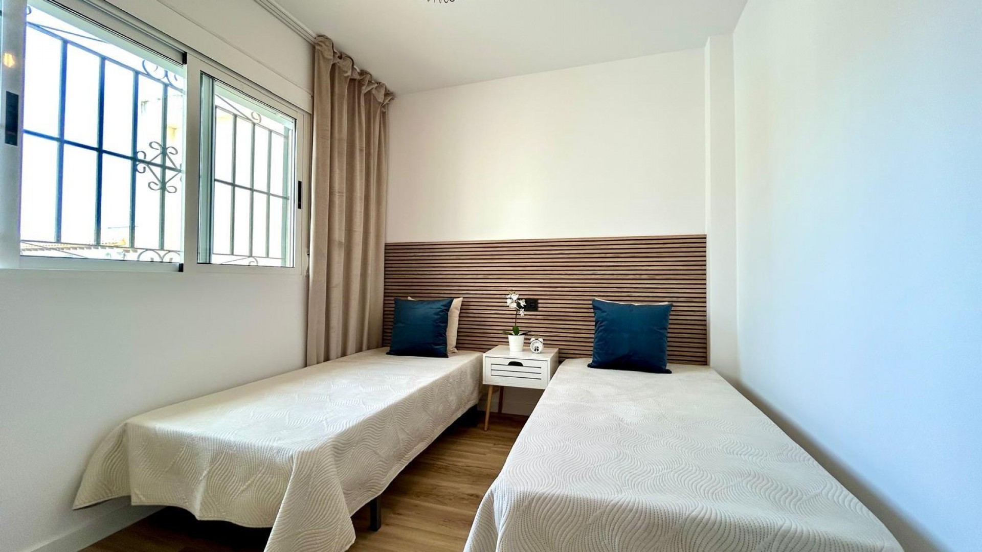 Återförsäljning - Radhus -
Orihuela - Urbanización Perla del Mar