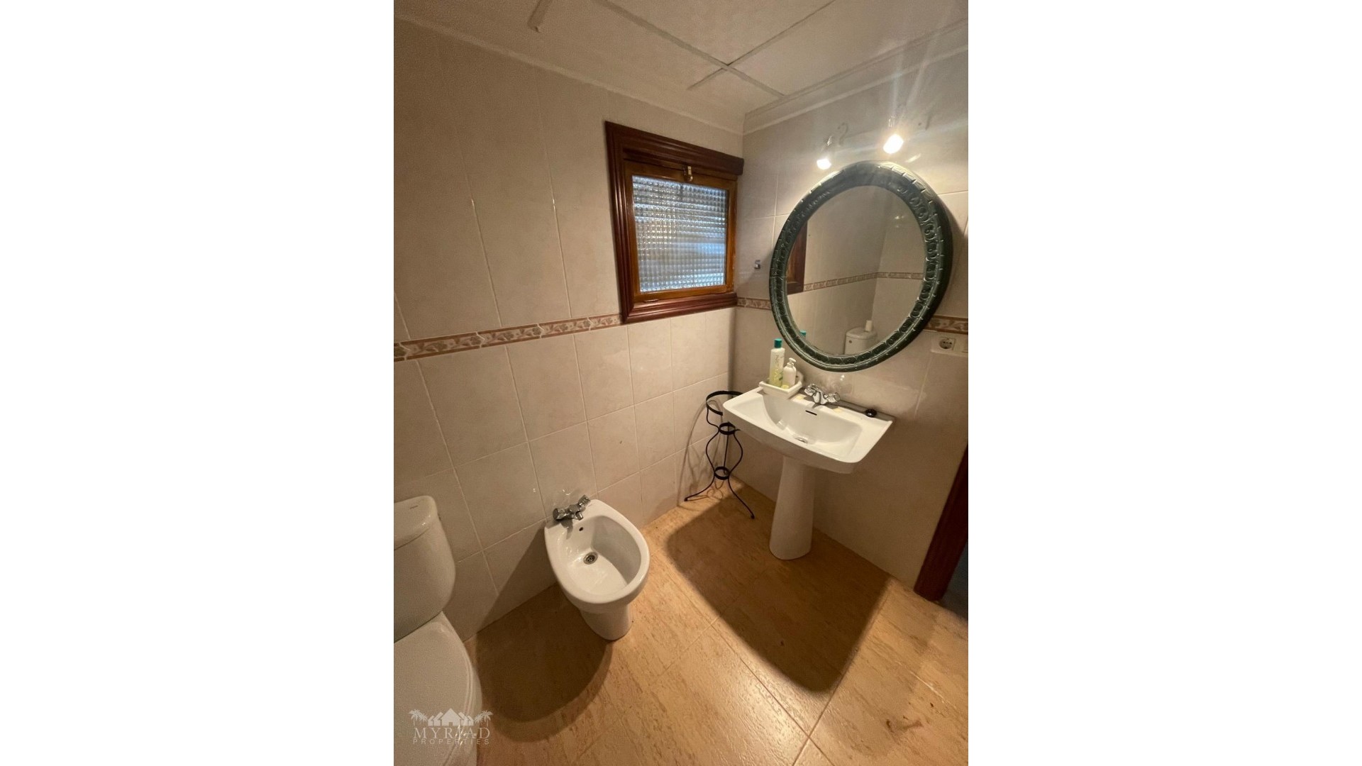 Återförsäljning - Radhus -
Pinoso - Pinoso Alicante