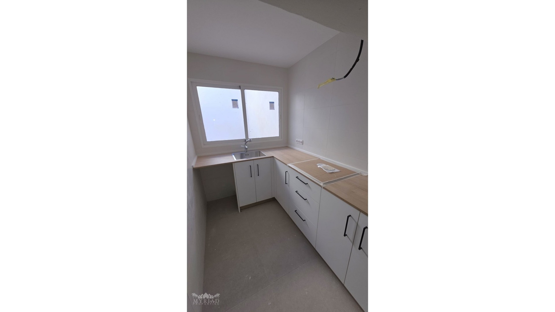 Återförsäljning - Radhus -
Pinoso - Pinoso Alicante