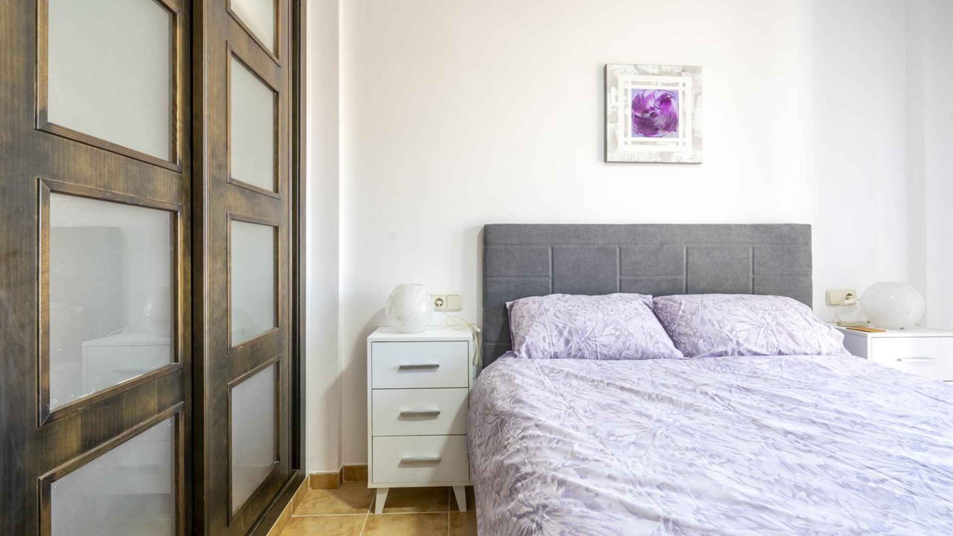 Återförsäljning - Radhus -
SAN CAYETANO