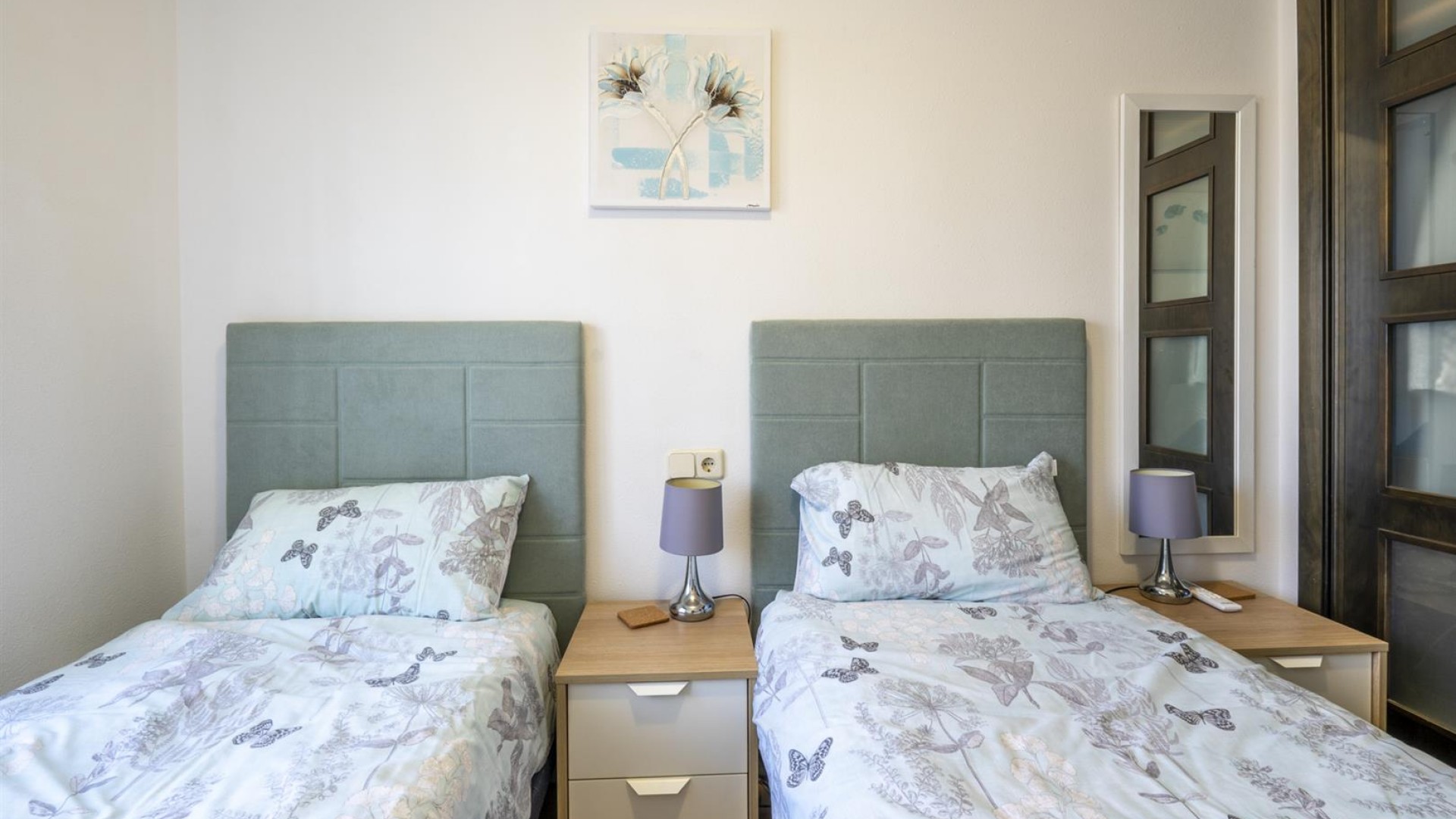 Återförsäljning - Radhus -
SAN CAYETANO