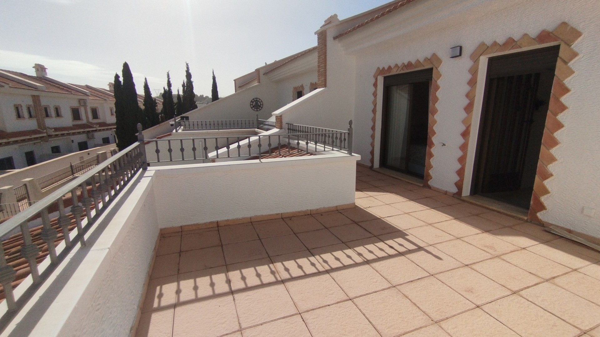 Återförsäljning - Radhus -
San Miguel de Salinas