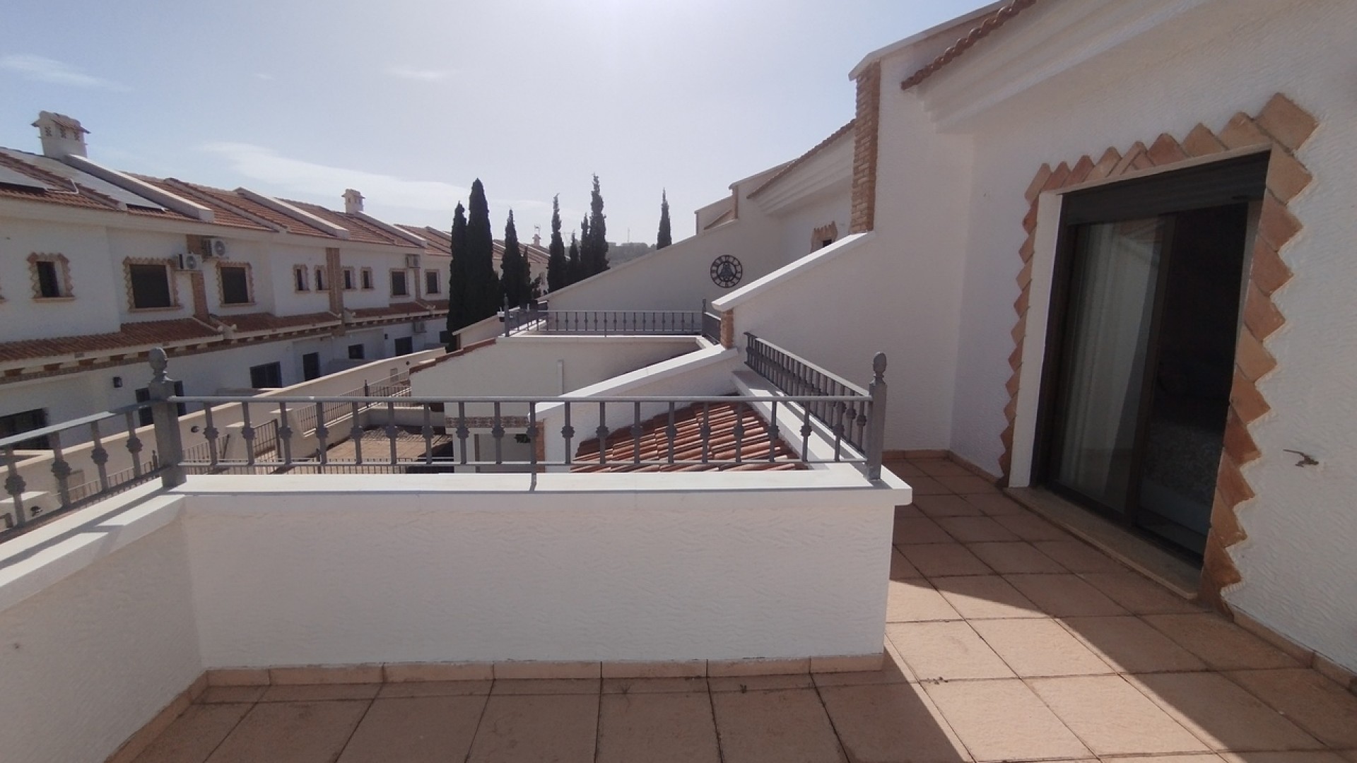 Återförsäljning - Radhus -
San Miguel de Salinas