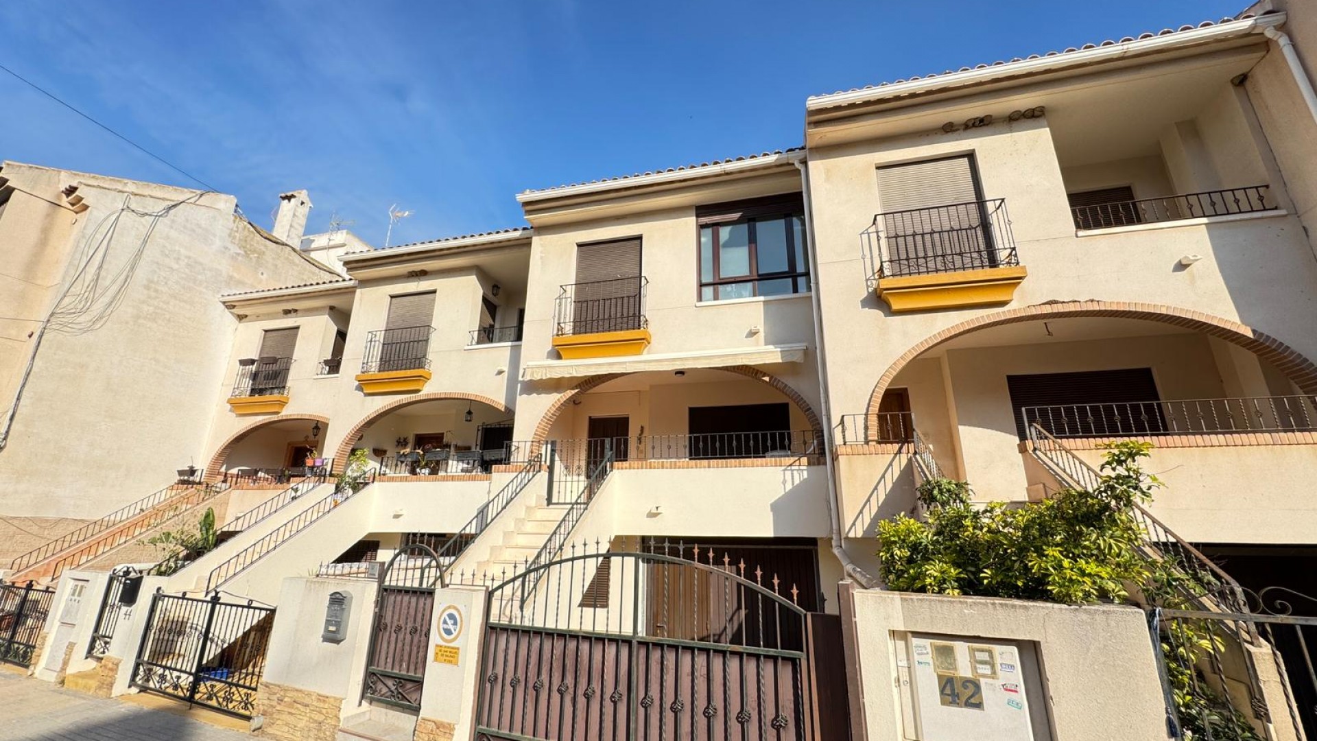 Återförsäljning - Radhus -
San Miguel de Salinas