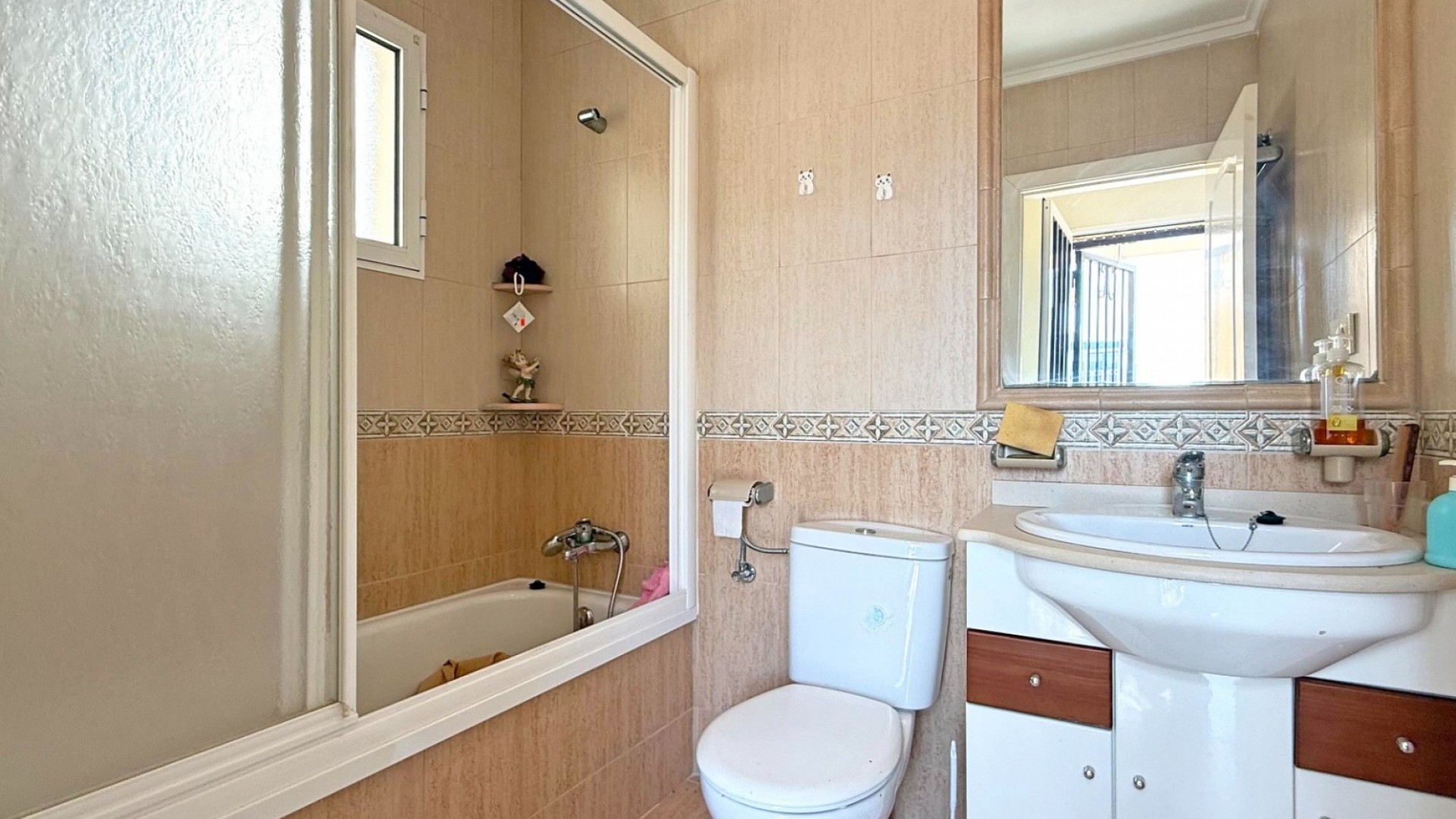 Återförsäljning - Radhus -
Torrevieja - La Siesta - El Salado -  Torreta