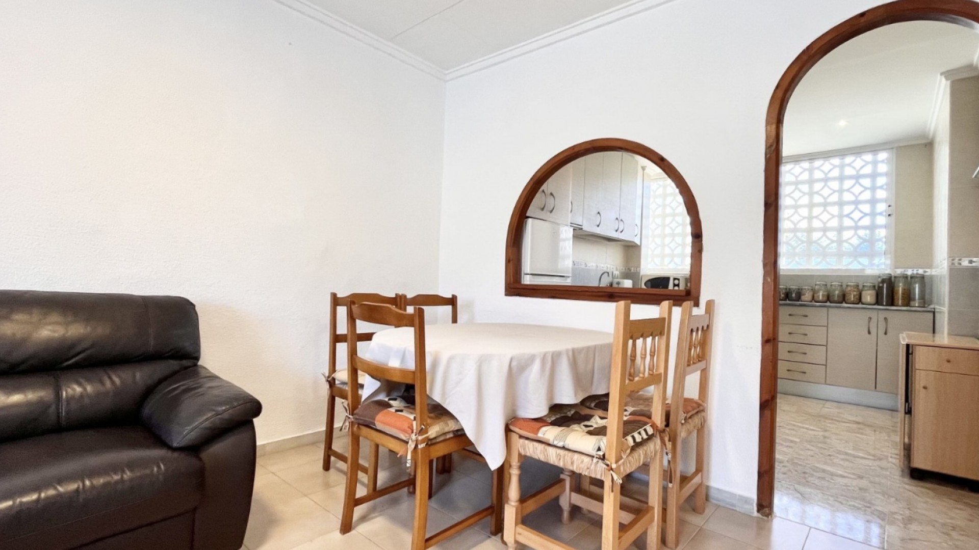 Återförsäljning - Radhus -
Torrevieja - La Siesta - El Salado -  Torreta