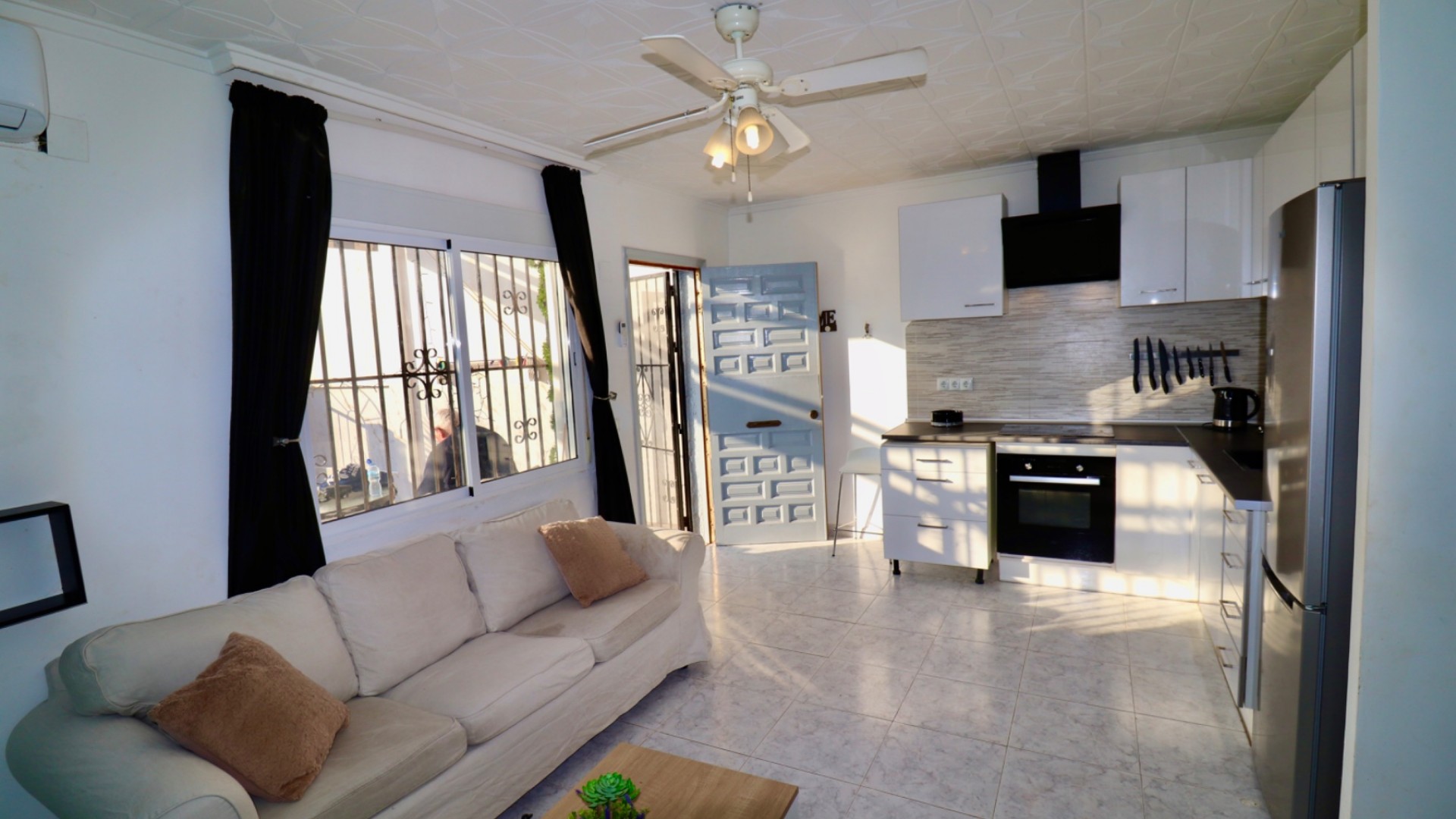 Återförsäljning - Radhus -
Torrevieja - La Siesta - San Luis