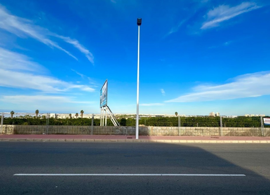 Återförsäljning - Radhus -
Torrevieja - La siesta