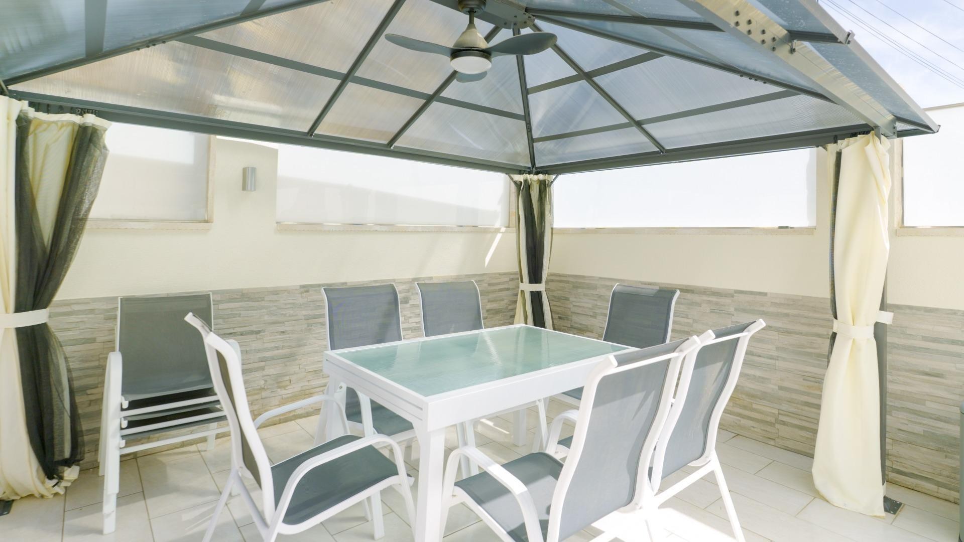 Återförsäljning - Radhus -
Torrevieja - Punta prima