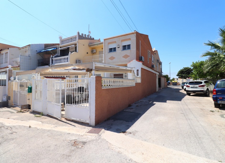 Återförsäljning - Radhus -
Torrevieja - Torretas