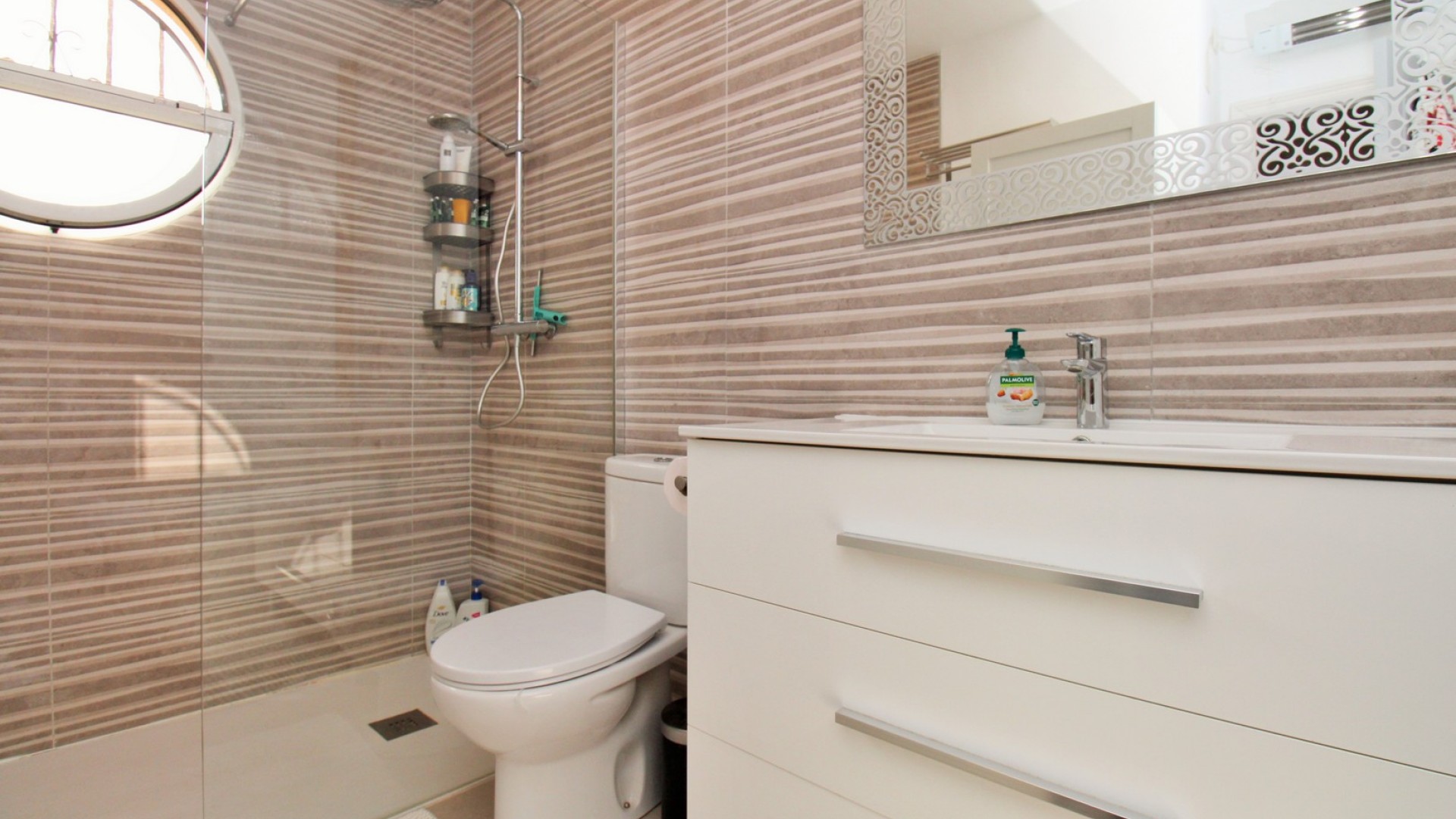 Återförsäljning - Radhus -
Villamartín