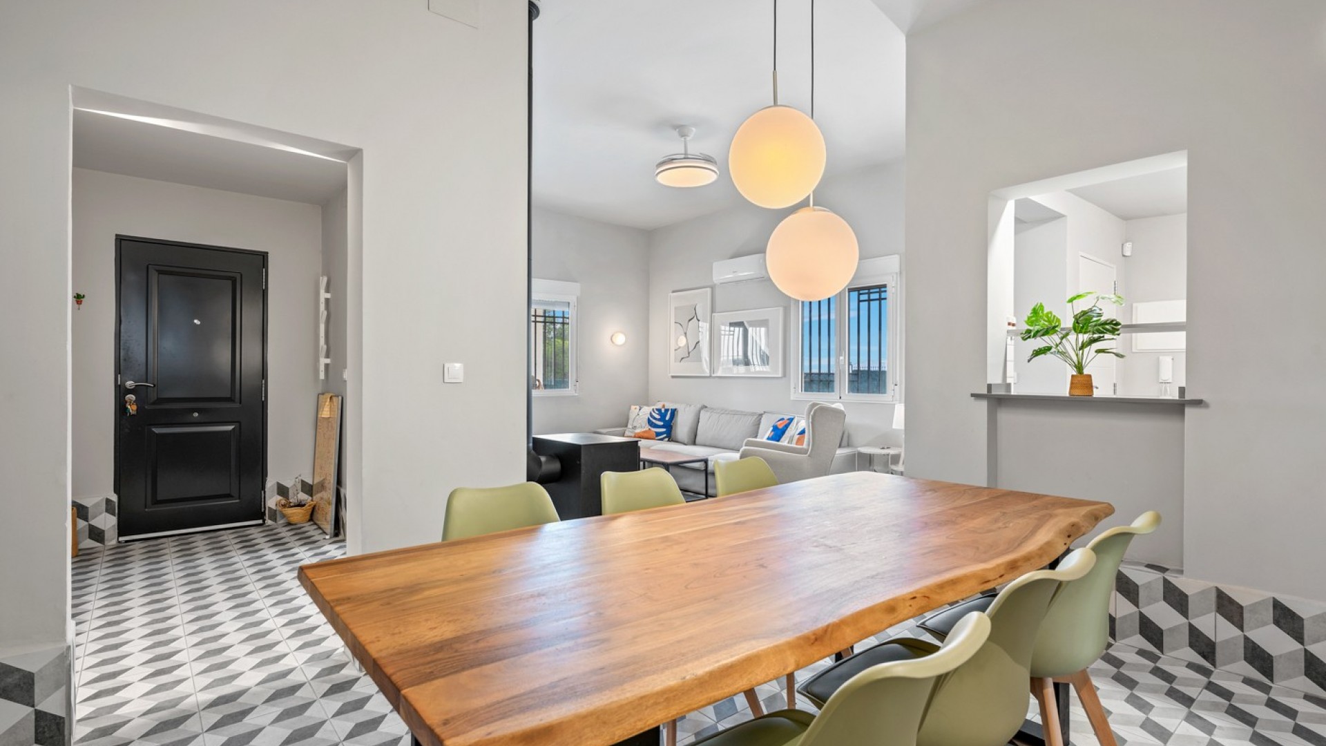 Återförsäljning - Villa -
Elche - Elche/Elx