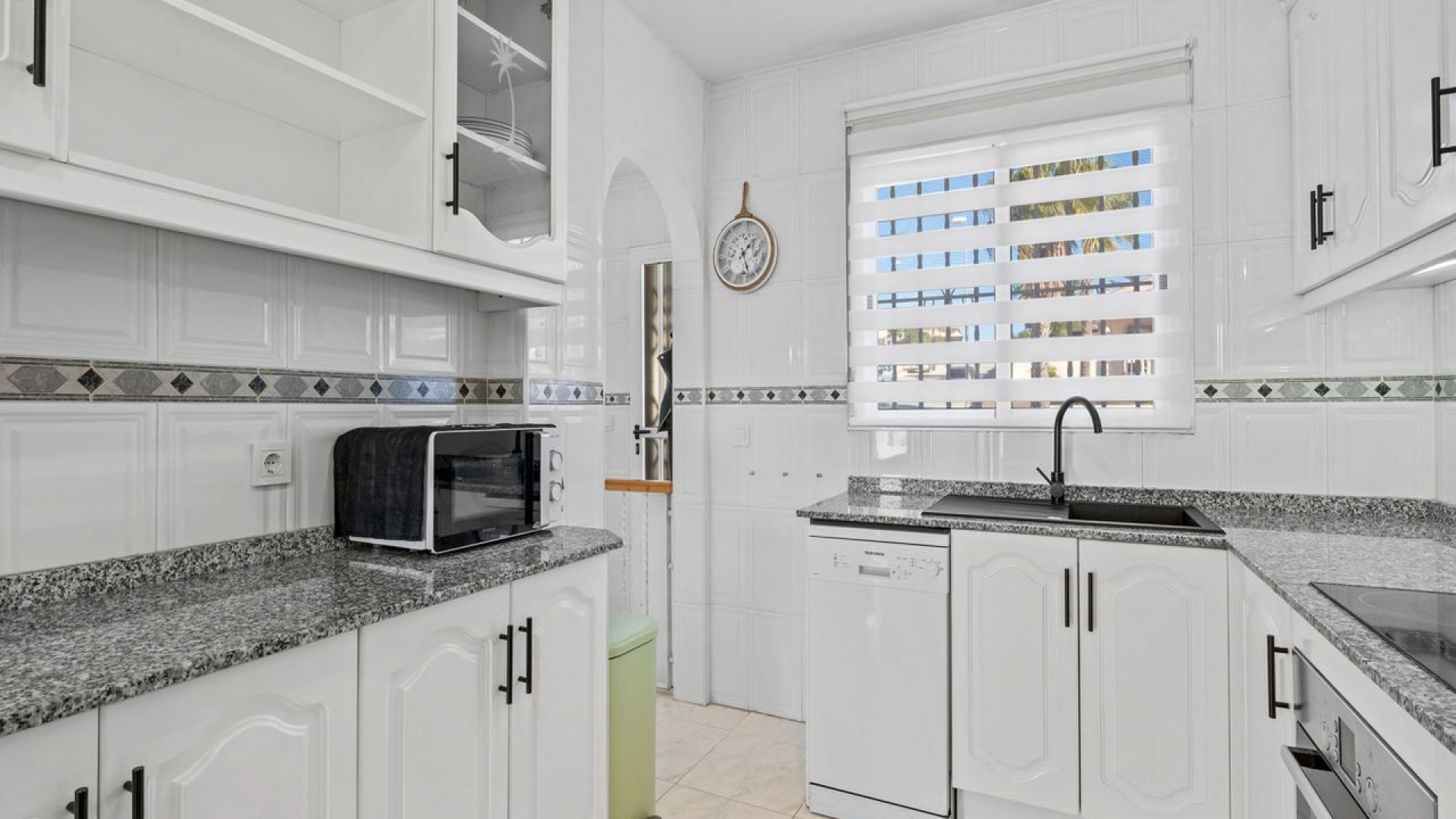 Återförsäljning - Villa i parhus -
Benijofar - Benimar 1