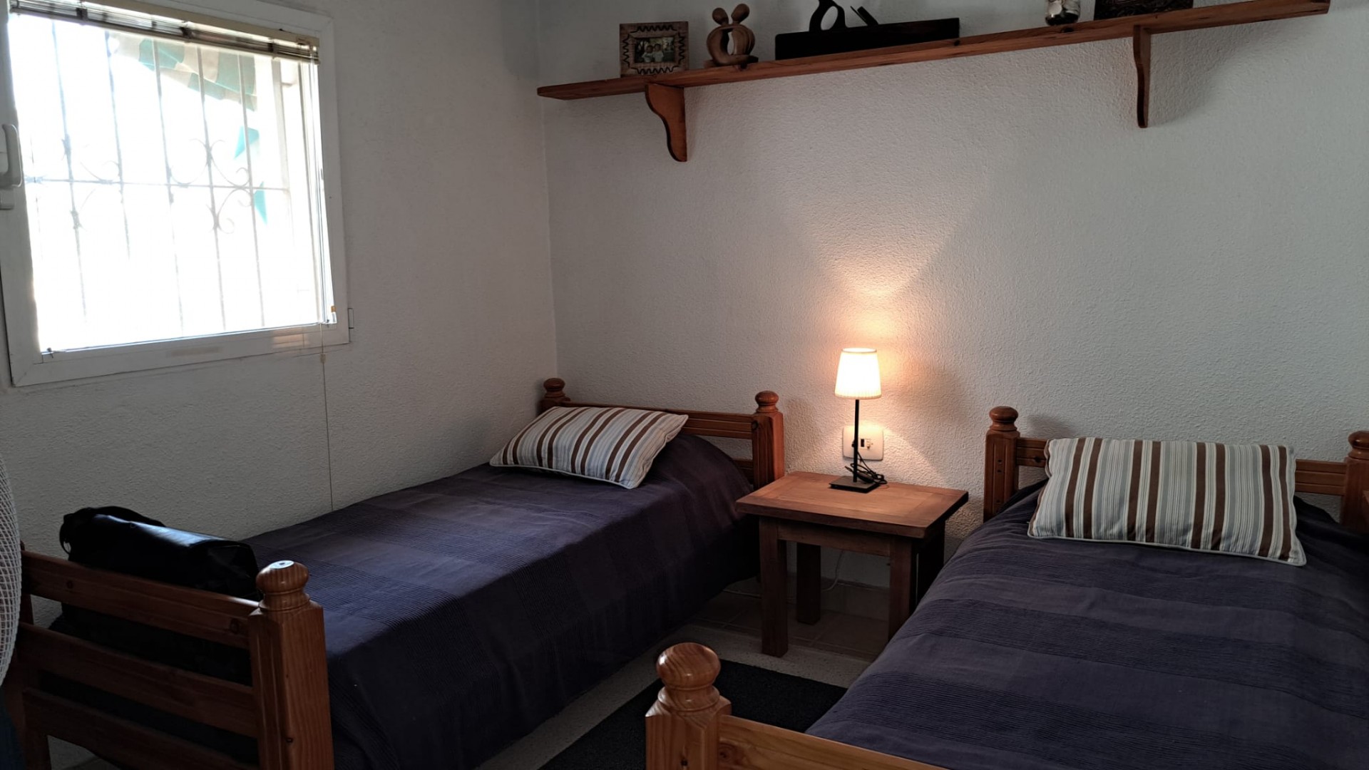 Återförsäljning - Villa i parhus -
La Mata