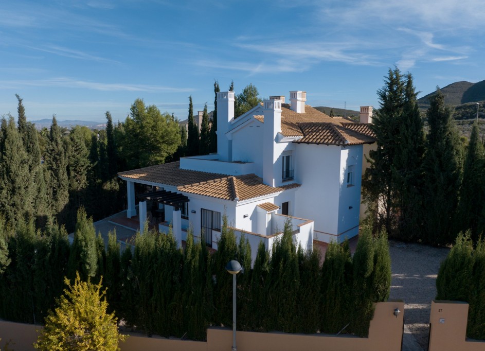 Återförsäljning - Villa i parhus -
Murcia