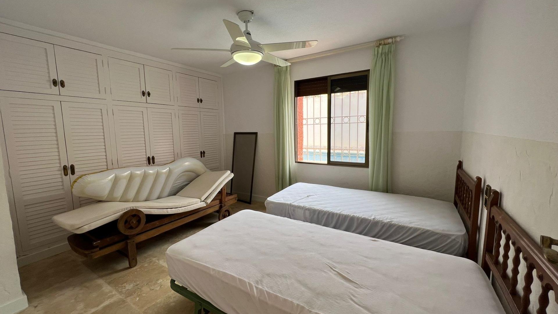 Återförsäljning - Villa i parhus -
Orihuela Costa - Cabo Roig