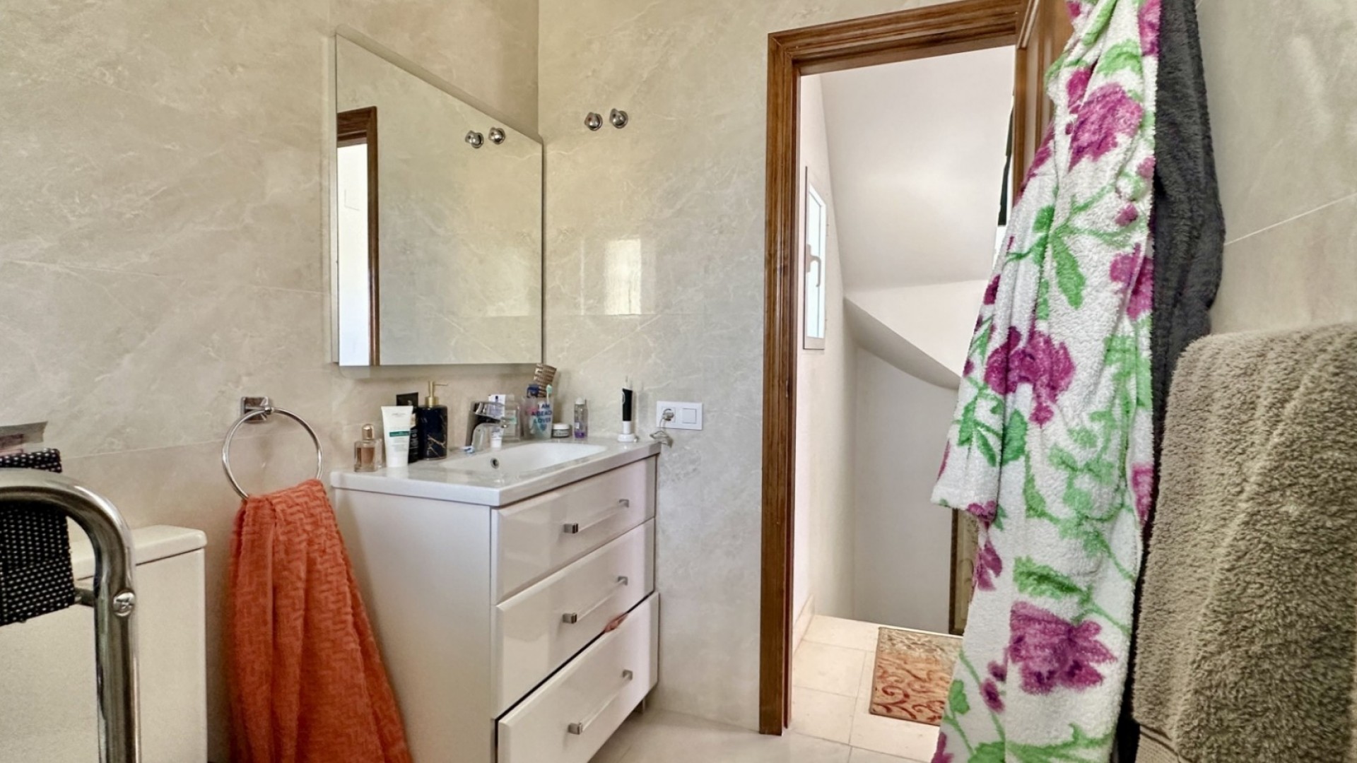 Återförsäljning - Villa i parhus -
Orihuela Costa - Los Altos