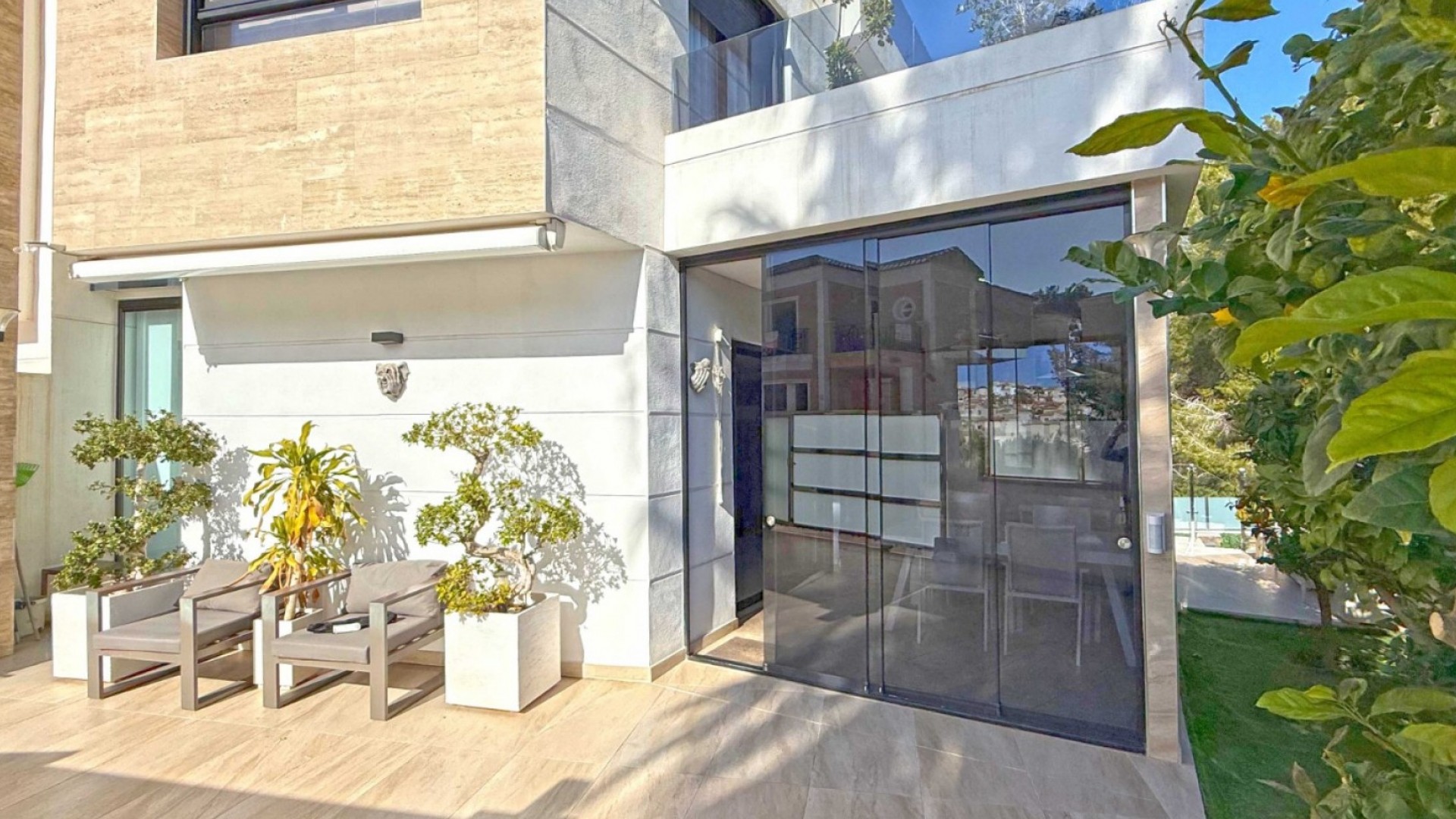 Återförsäljning - Villa i parhus -
Orihuela Costa - Villamartín