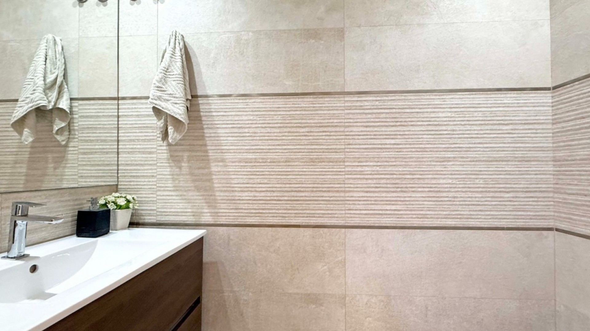 Återförsäljning - Villa i parhus -
Orihuela Costa - Villamartín