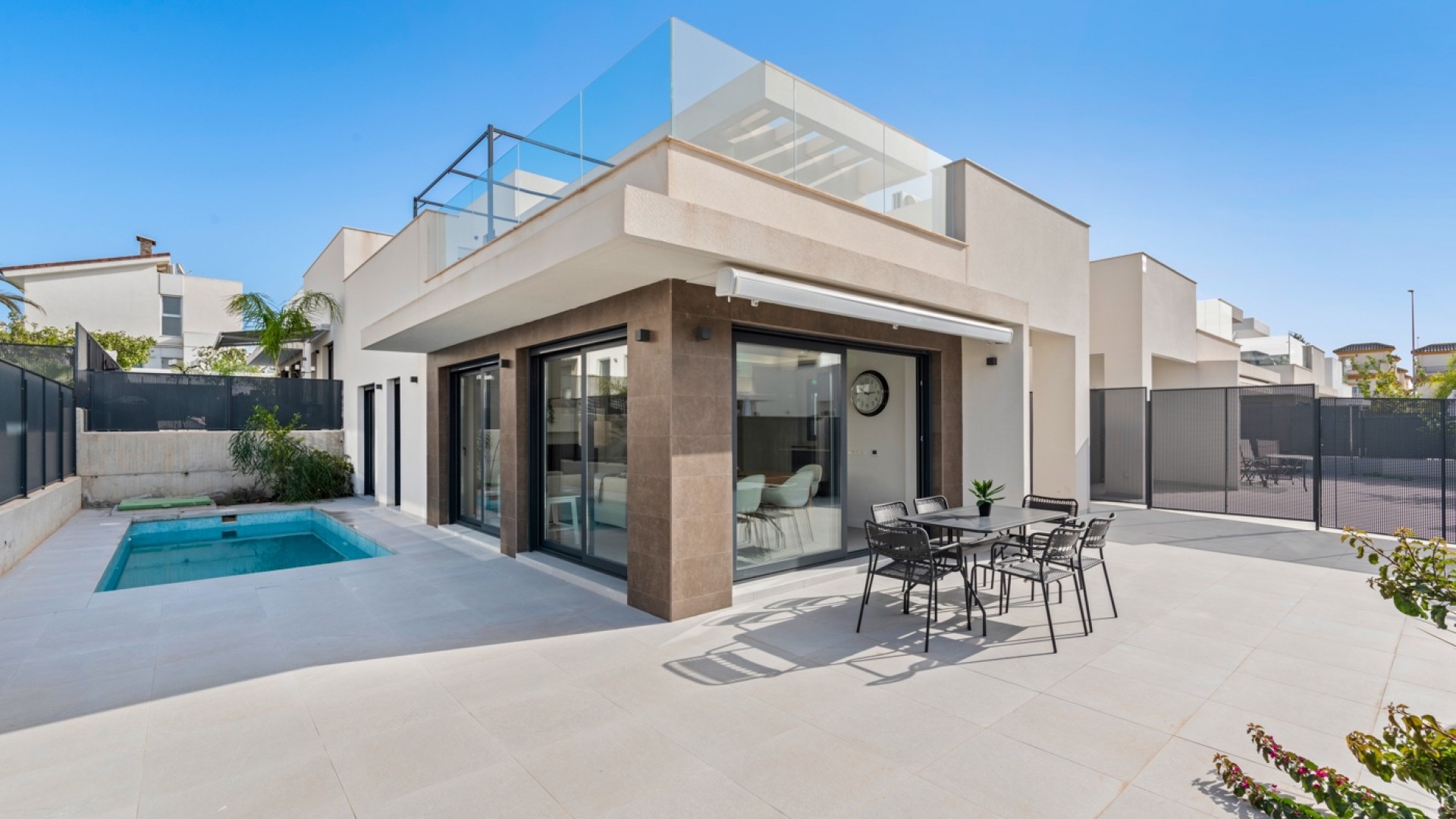 Återförsäljning - Villa i parhus -
San Fulgencio - La Marina