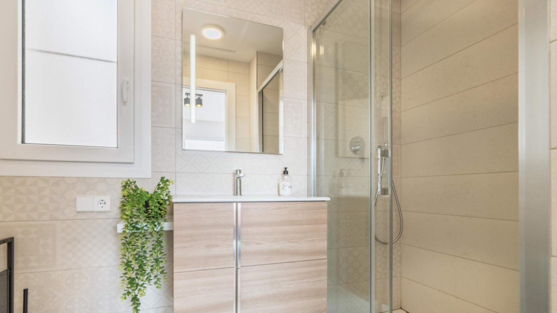 Återförsäljning - Villa i parhus -
Torrevieja - Aguas Nuevas