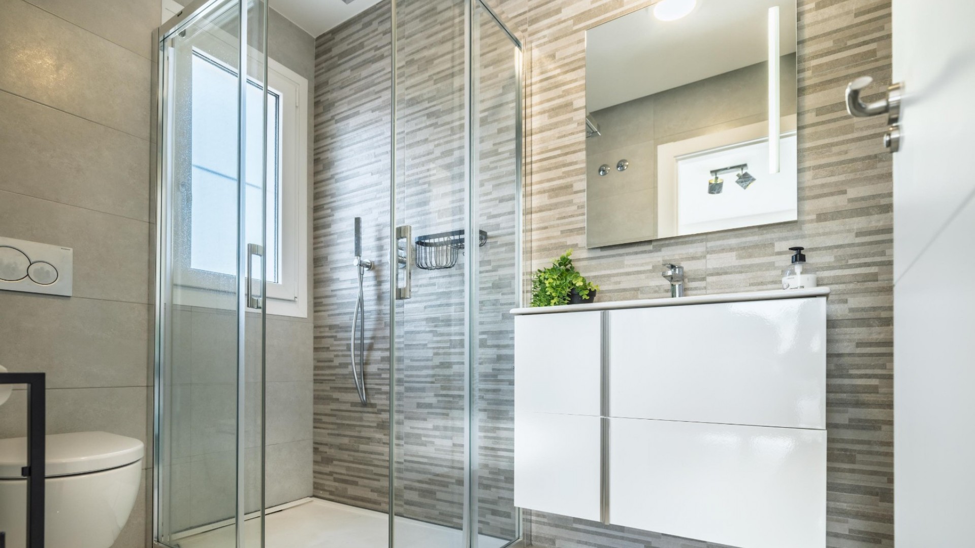 Återförsäljning - Villa i parhus -
Torrevieja - Aguas Nuevas