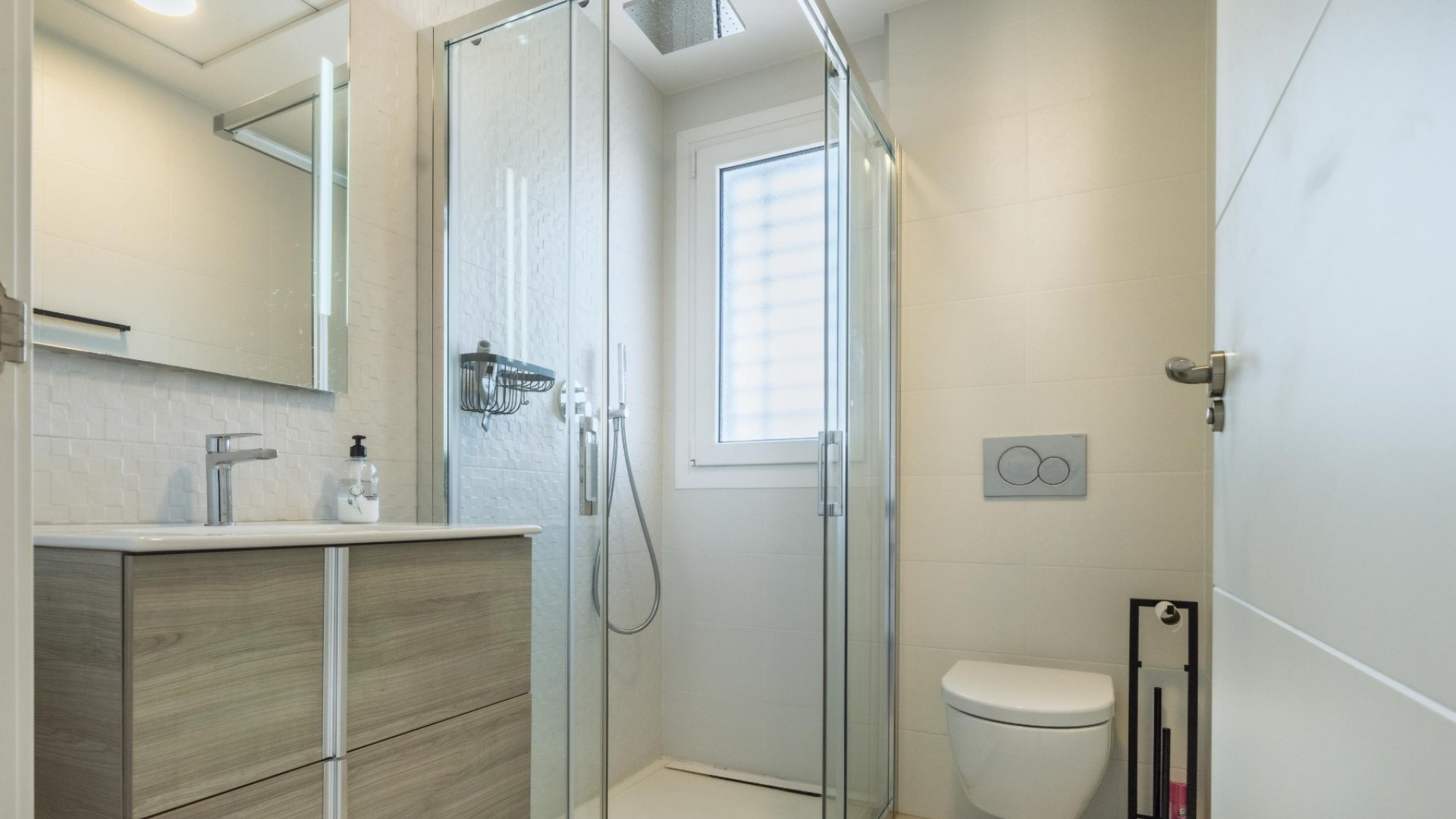 Återförsäljning - Villa i parhus -
Torrevieja - Aguas Nuevas