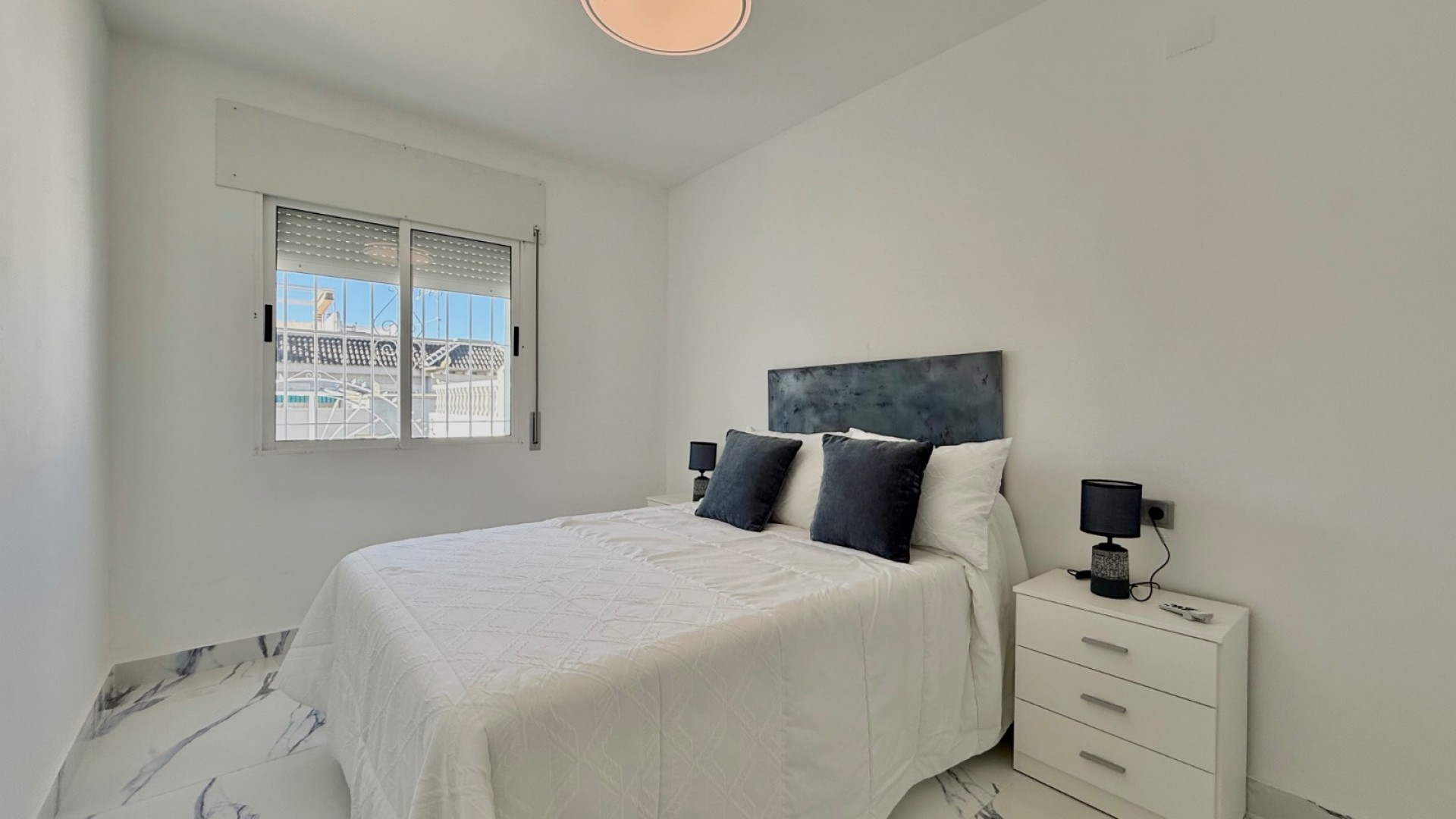 Återförsäljning - Villa i parhus -
Torrevieja - El chaparral