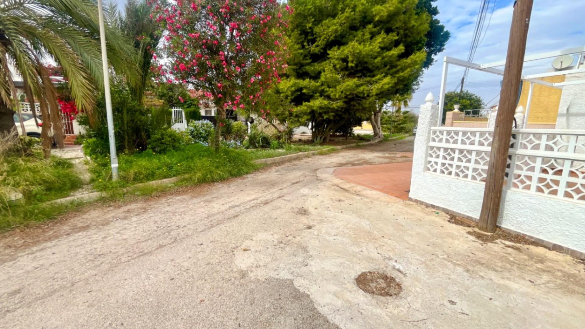 Återförsäljning - Villa i parhus -
Torrevieja