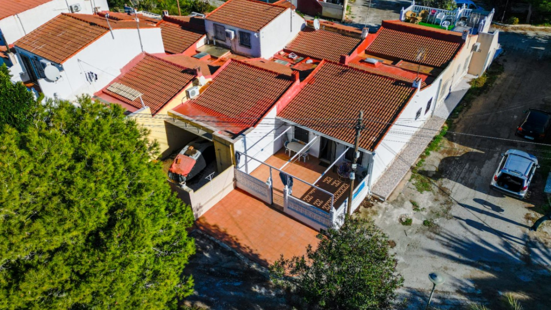 Återförsäljning - Villa i parhus -
Torrevieja
