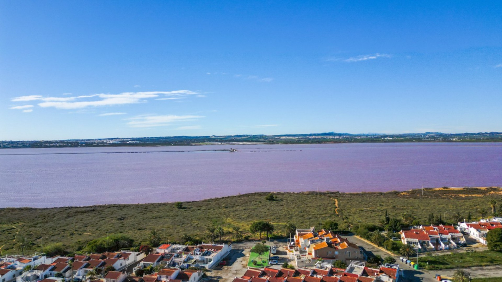 Återförsäljning - Villa i parhus -
Torrevieja
