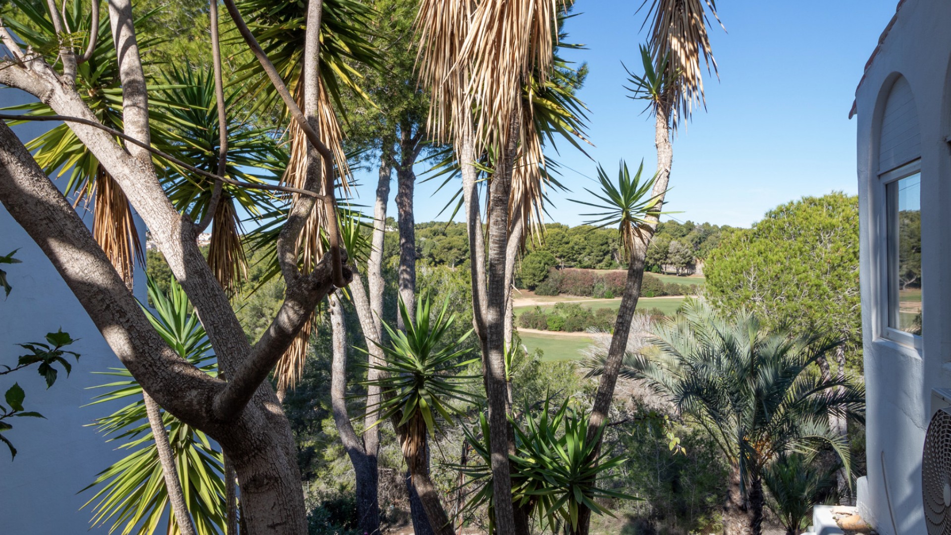 Återförsäljning - Villa i parhus -
Villamartín - Fortuna