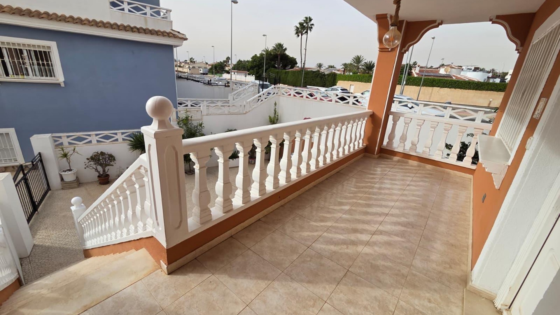 Återförsäljning - Villa -
Torrevieja - CIUDAD QUESADA