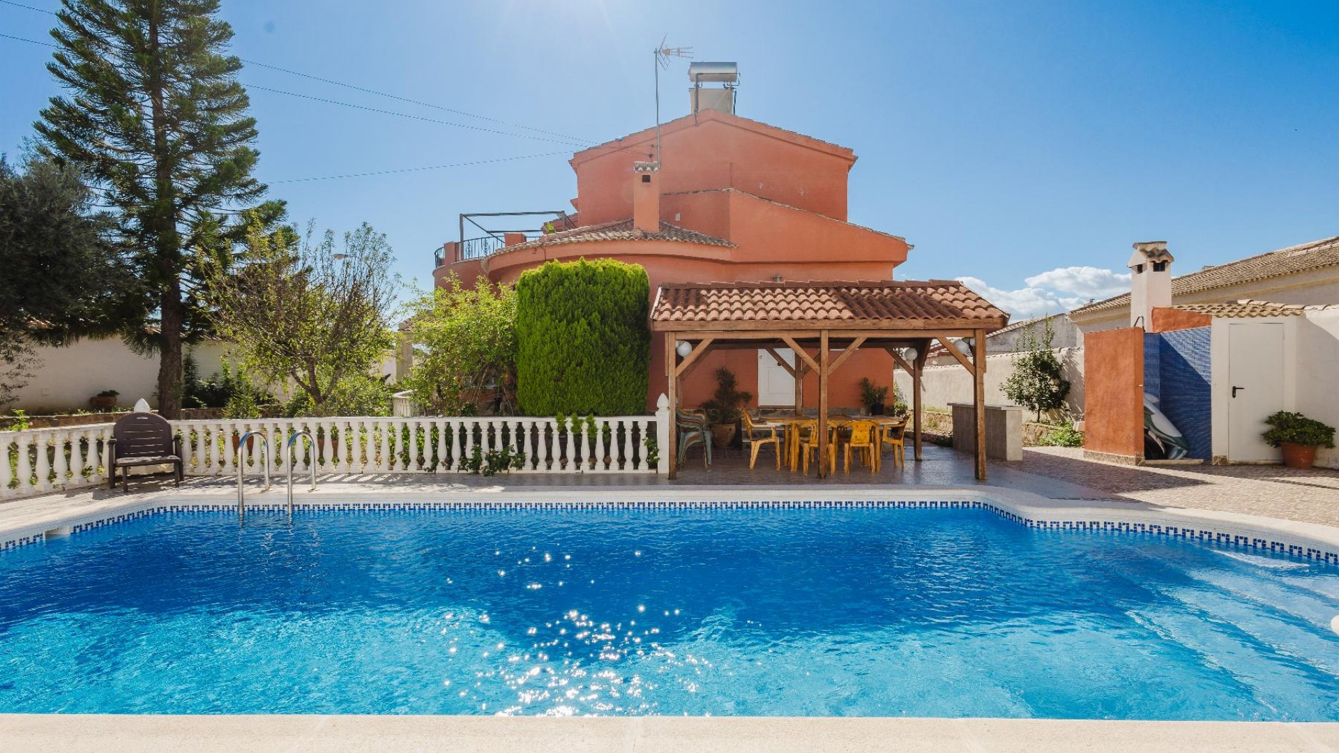 Återförsäljning - Villa -
Torrevieja - La Siesta