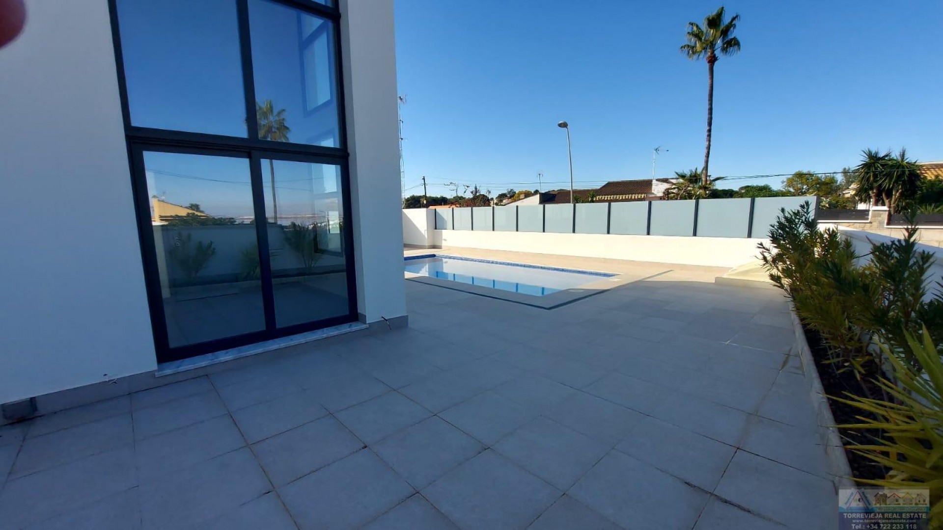 Återförsäljning - Villa -
Torrevieja - Los Balcones