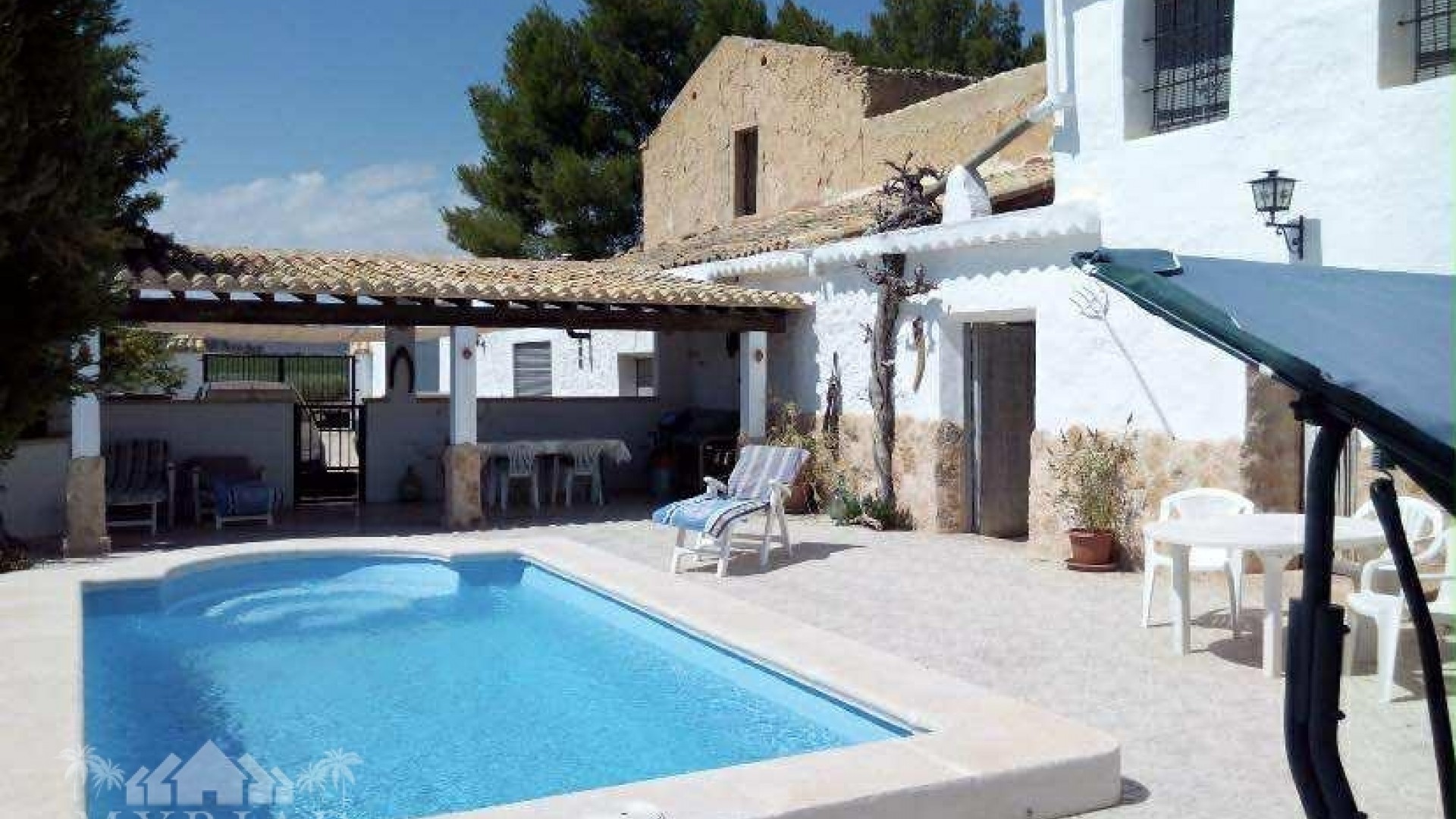 Återförsäljning - Villa -
Yecla - Yecla Murcia