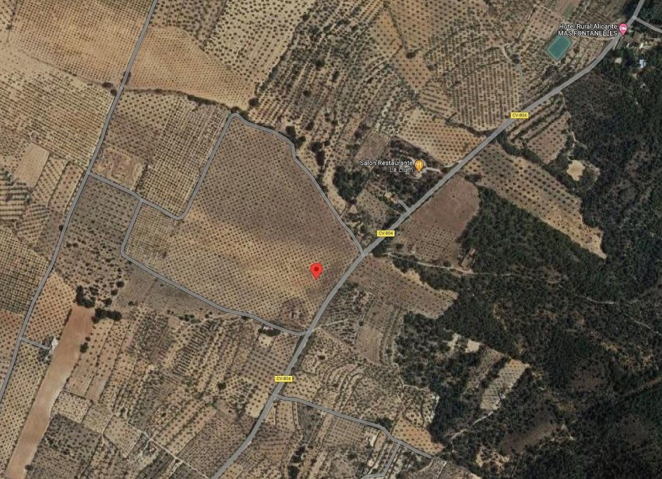 Återförsäljning - Vomt Mark -
Biar