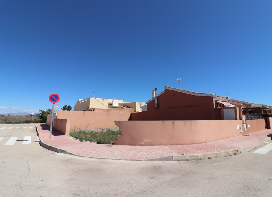 Återförsäljning - Vomt Mark -
Daya Nueva - Daya Nueva - Town