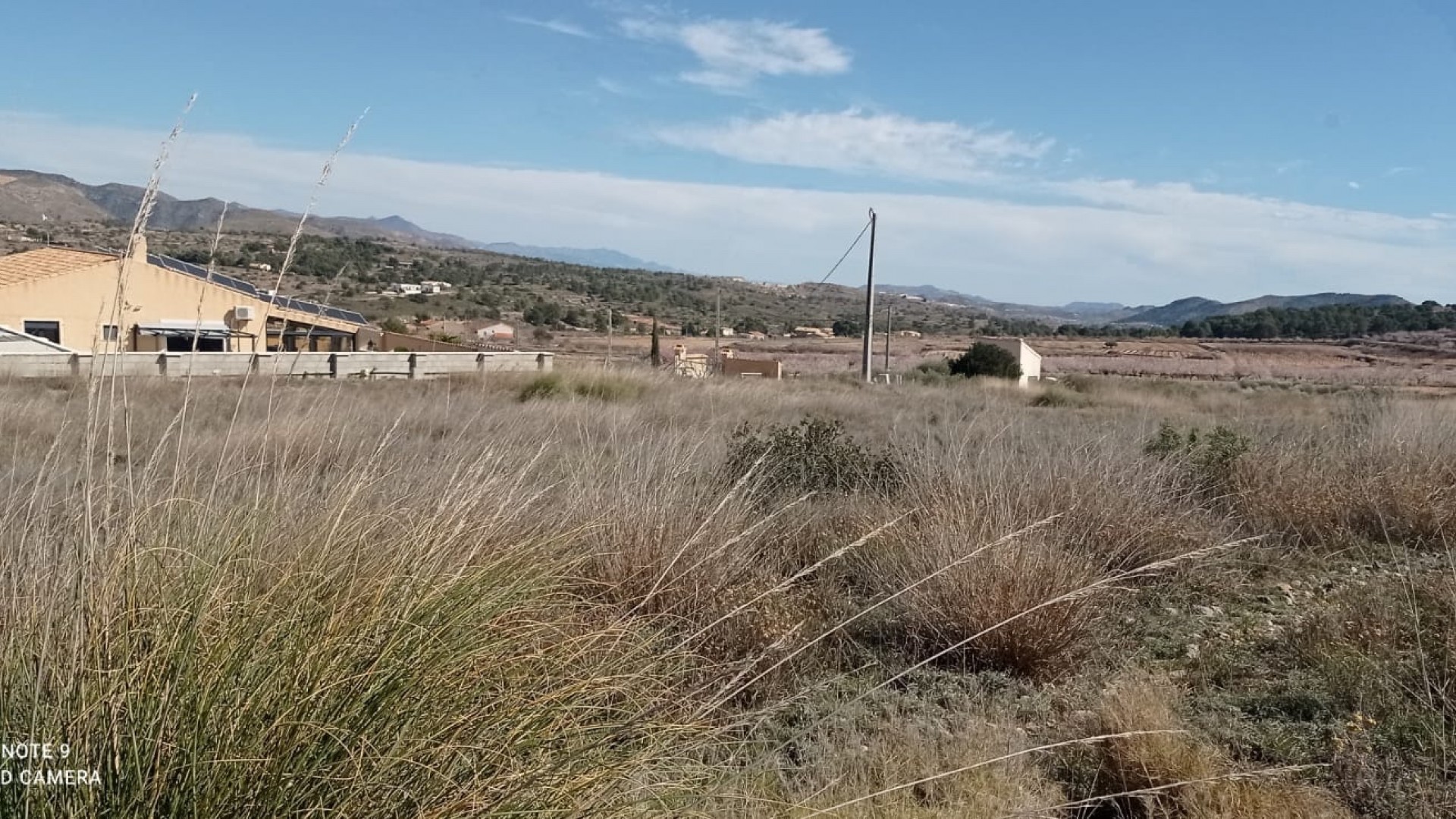 Återförsäljning - Vomt Mark -
La Romana